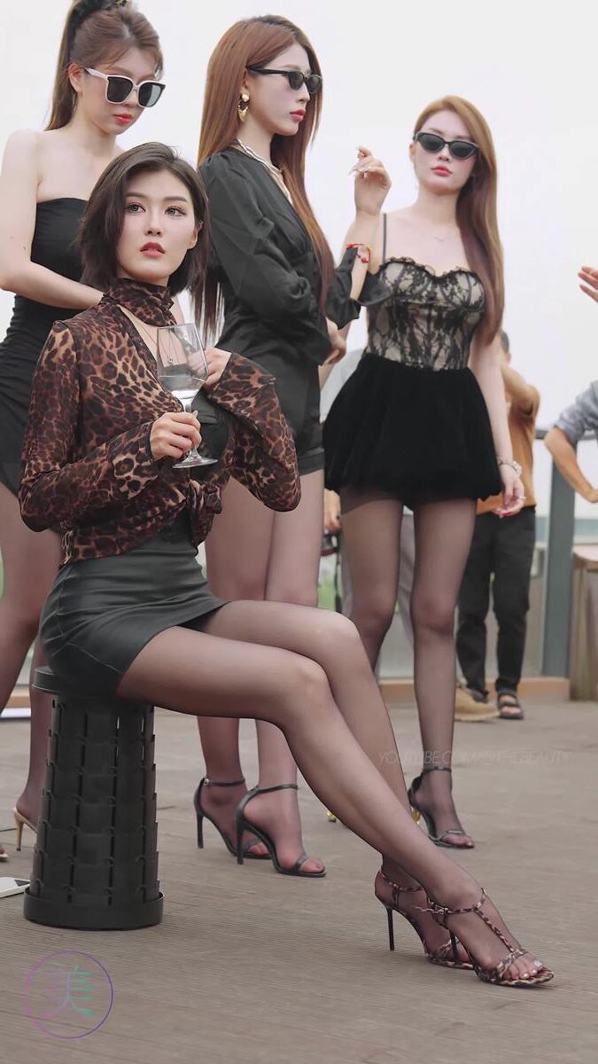 NO.1327 2024 深圳粤港澳大湾区车展 Model 车模随拍 121[1V/551MB]