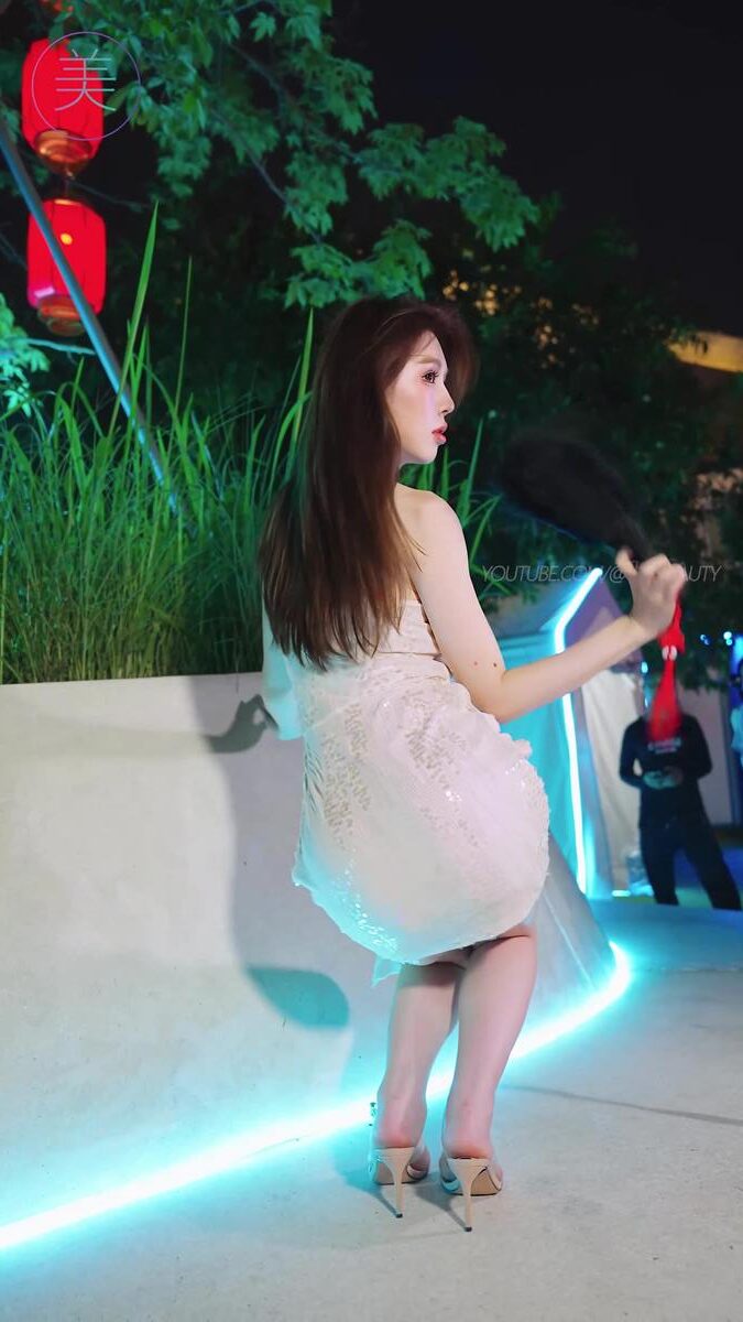 NO.1308 2024 深圳粤港澳大湾区车展 Model 车模随拍 102[1V/514MB]