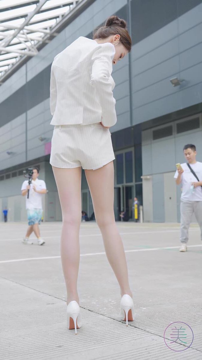 NO.1317 2024 深圳粤港澳大湾区车展 Model 车模随拍 111[1V/425MB]