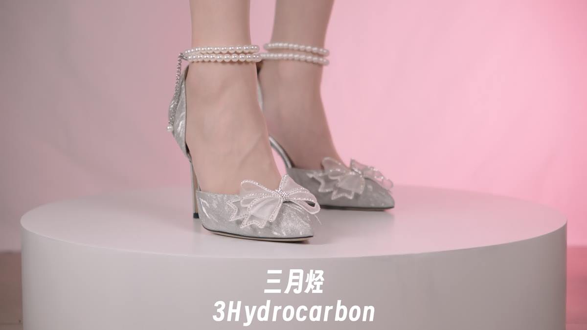 芝士好椰 - 水晶花嫁 LilyWei花嫁水晶高跟鞋[2V/544MB]