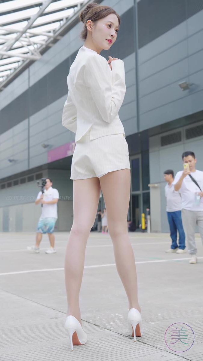 NO.1317 2024 深圳粤港澳大湾区车展 Model 车模随拍 111[1V/425MB]