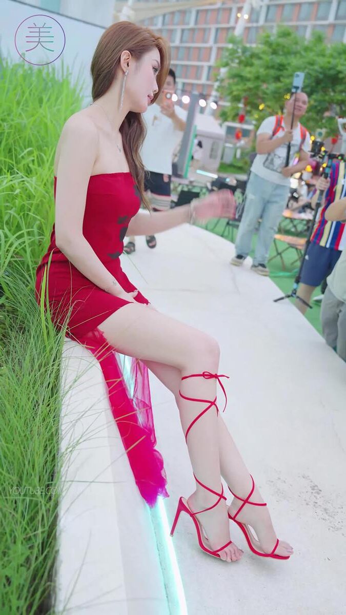 NO.1323 2024 深圳粤港澳大湾区车展 Model 车模随拍 117[1V/412MB]