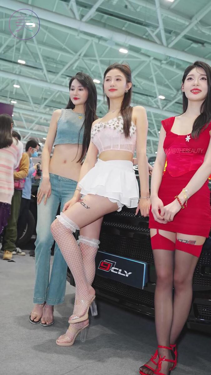 NO.1299 2024 深圳改装车展 Auto Salon 车模抖音网红随拍 128[1V/177MB]