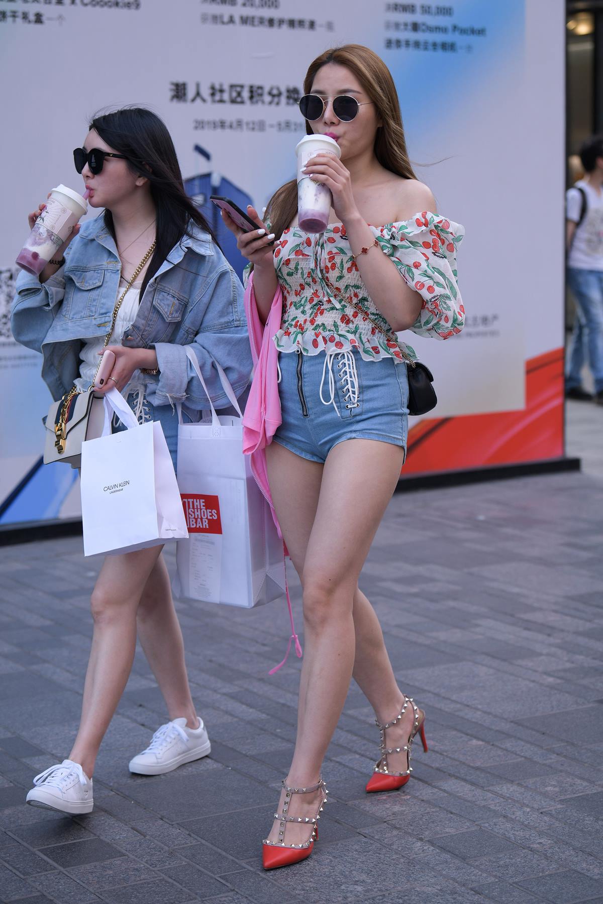 精选街拍作品 NO.5820 牛仔短裤美腿[30P/79MB]