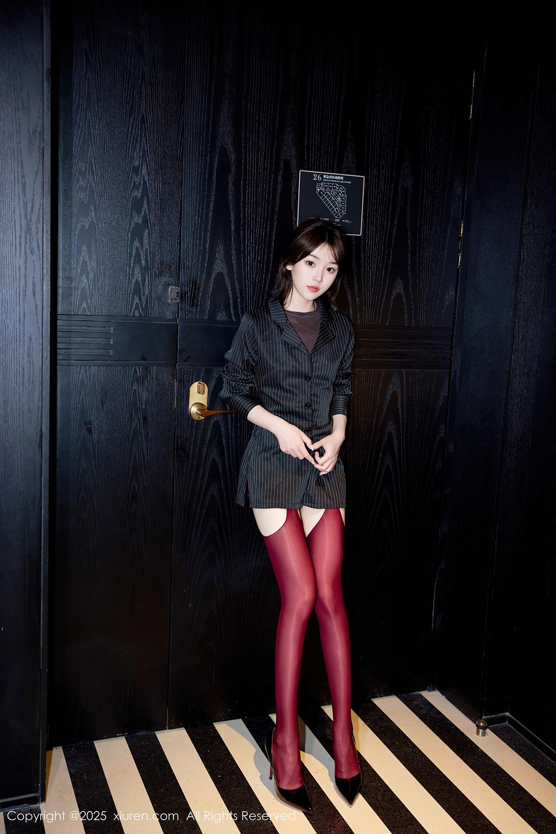 [Xiuren秀人网]2025.08.08 NO.10633 汁汁[57+1P/585MB]