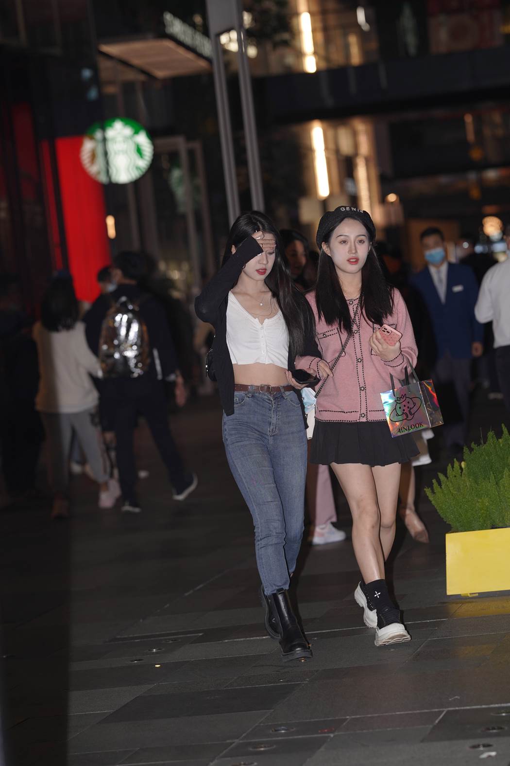 精选街拍作品 NO.5862 短靴牛仔经典搭配[37P/135MB]