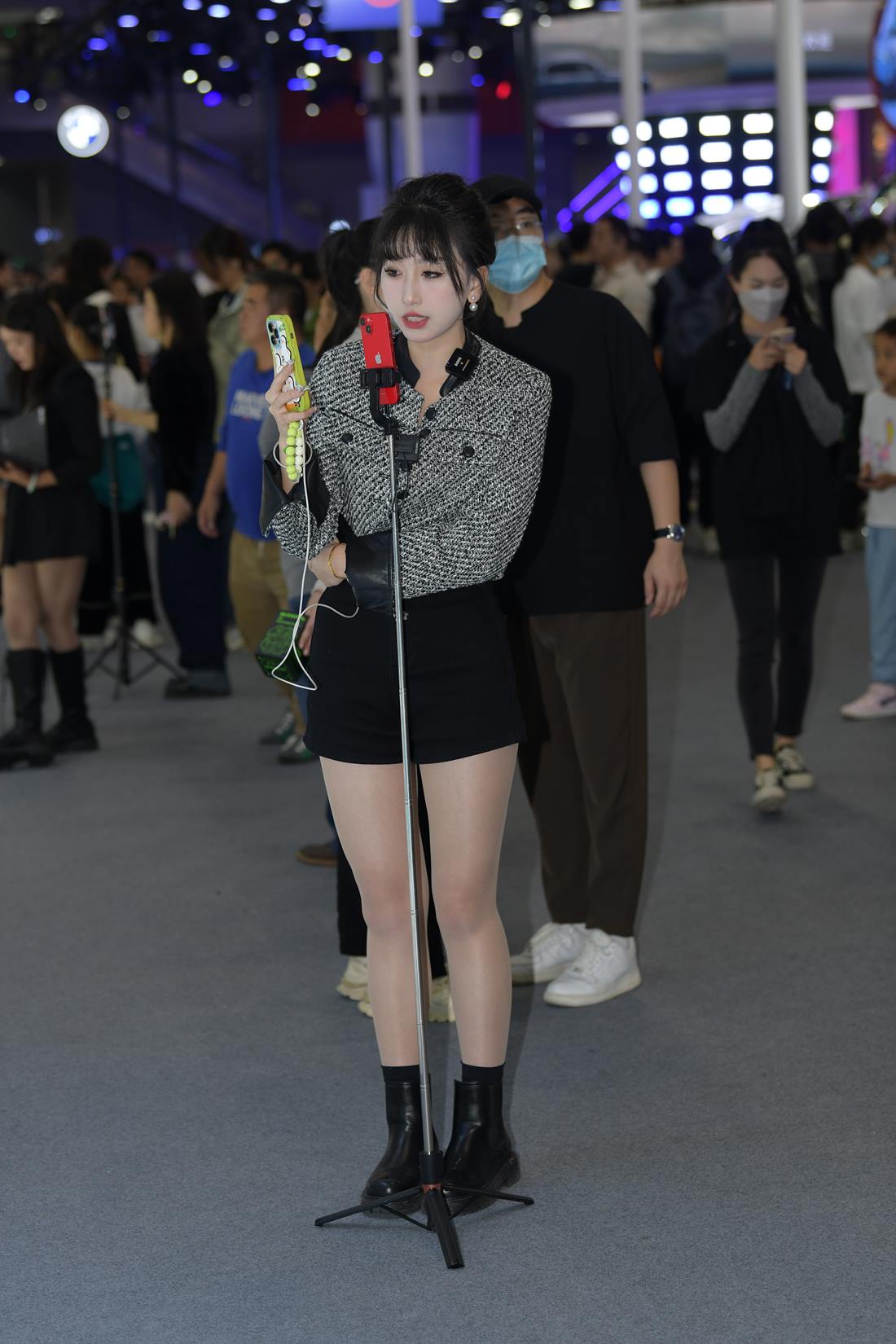 精选街拍作品 NO.5836 短靴短裤主播[62P/175MB]