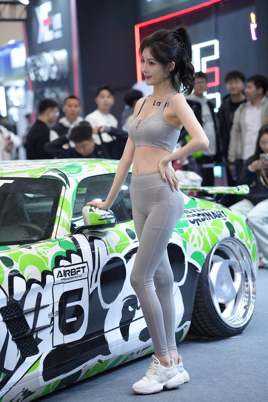 精选街拍作品 NO.5875 甜美清新小雪花[103P/132MB]