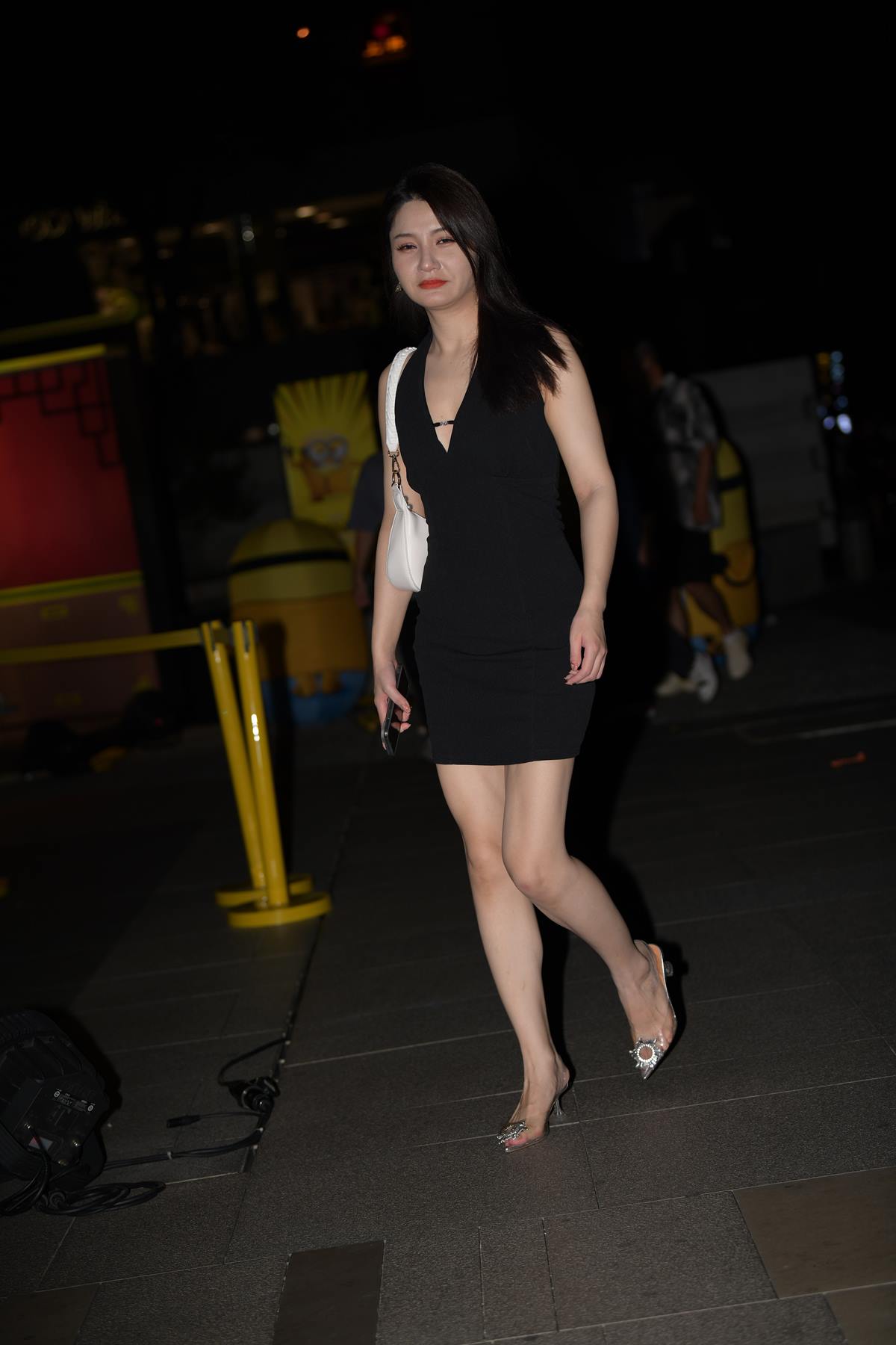 精选街拍作品 NO.5785 气质黑色包臀裙[124P/203MB]