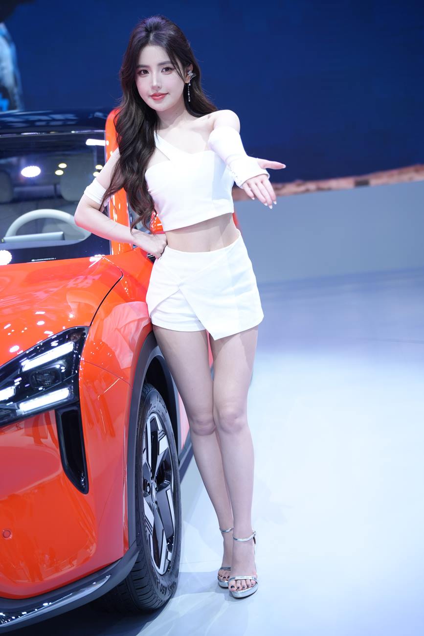 精选街拍作品 NO.5796 2025年上海车展视图合集04[260P/375MB]