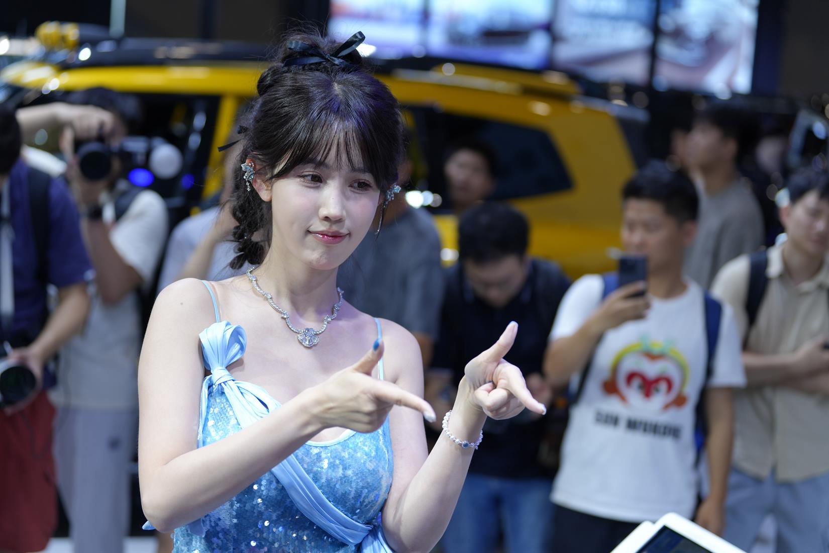 精选街拍作品 NO.5803 不只是美丽小哈娜[254P/370MB]