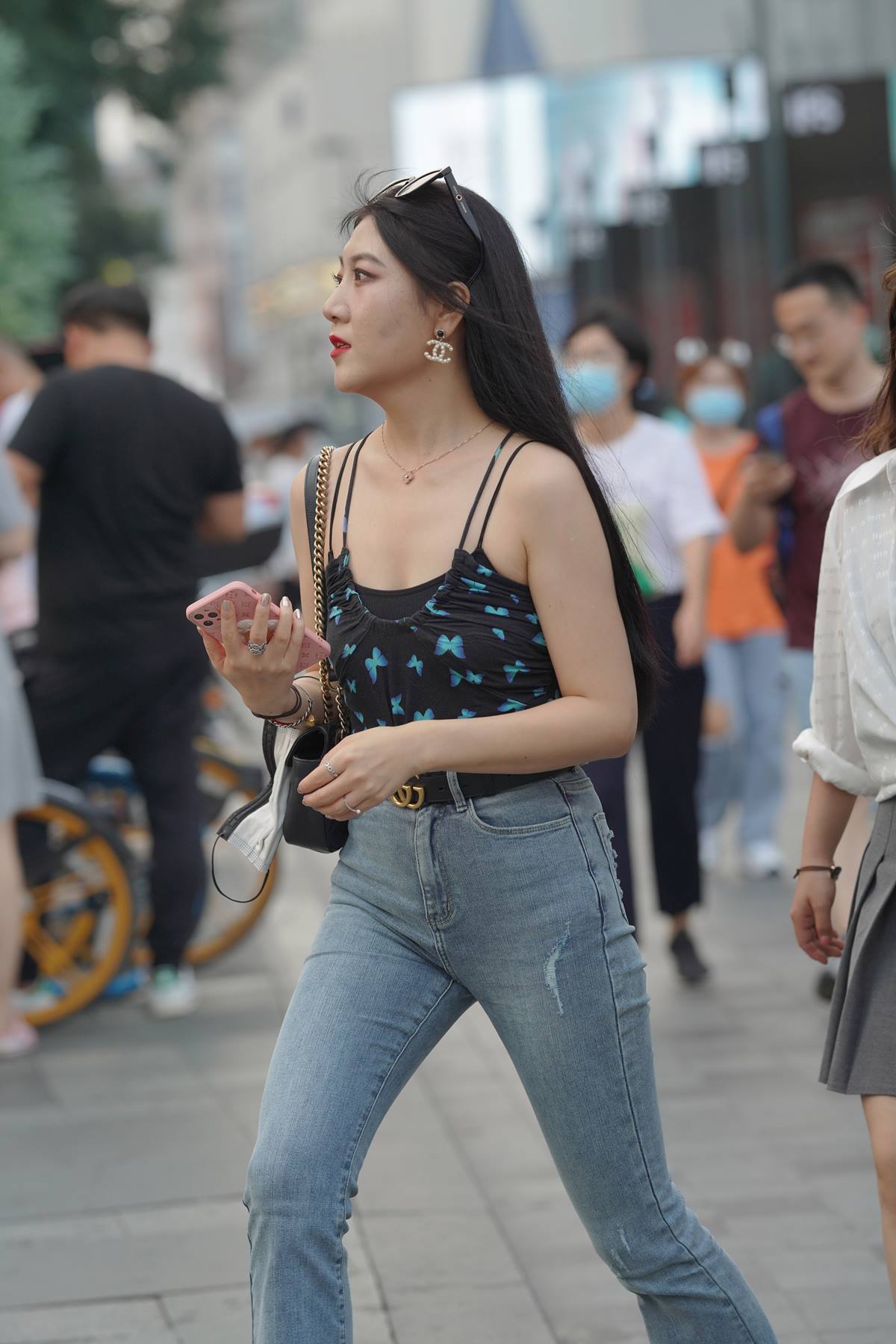 精选街拍作品 NO.5830 简单喇叭牛仔裤[117P/407MB]