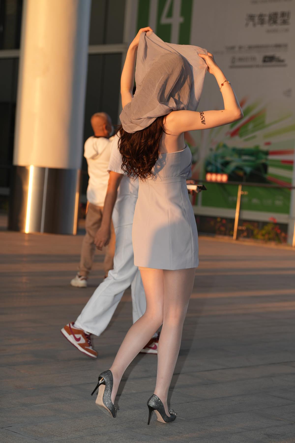 精选街拍作品 NO.5792 阳光下的魅力[100P/273MB]