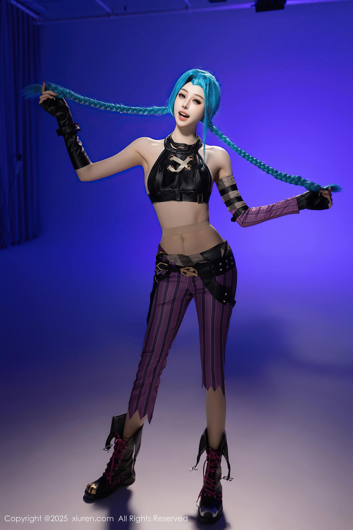 [Xiuren秀人网]2025.06.27 NO.10479 小逗逗[79+1P/871MB]