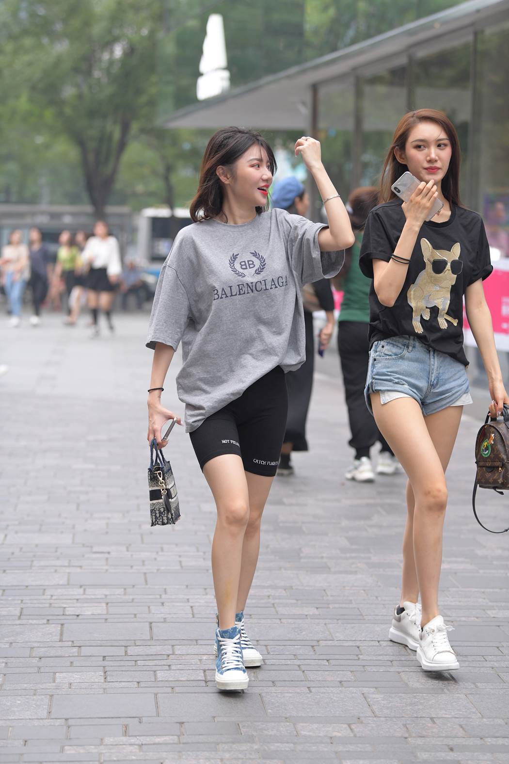 精选街拍作品 NO.5866 活力青春瑜伽短裤[29P/66MB]