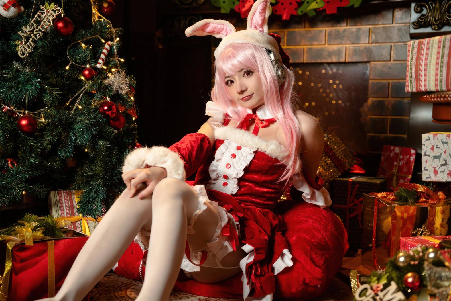 是三不是世w - 索尼子 圣诞[44P/478MB]