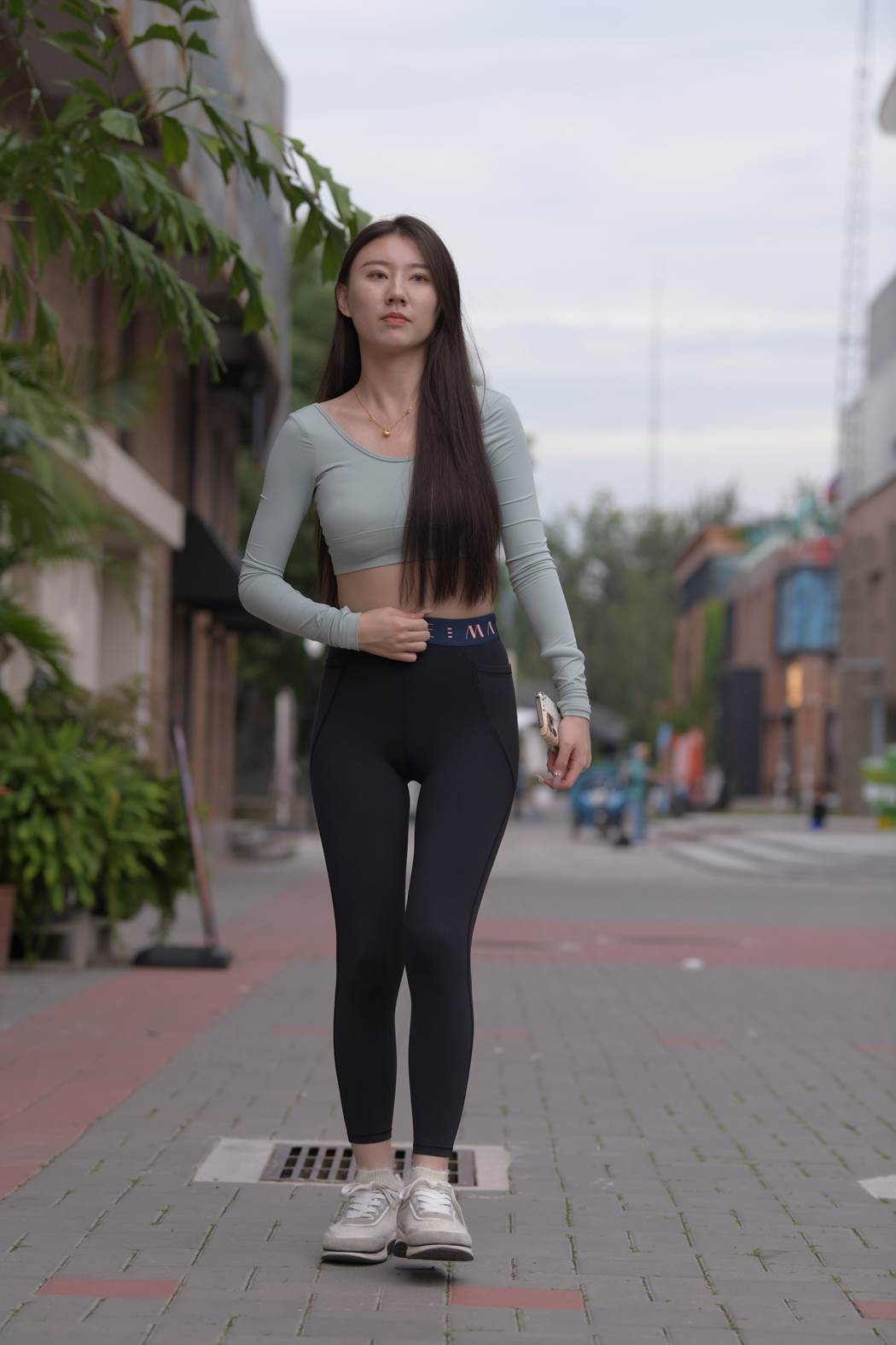 精选街拍作品 NO.5873 一始街拍作品 - 迷失在心灵深处[415P/685MB]