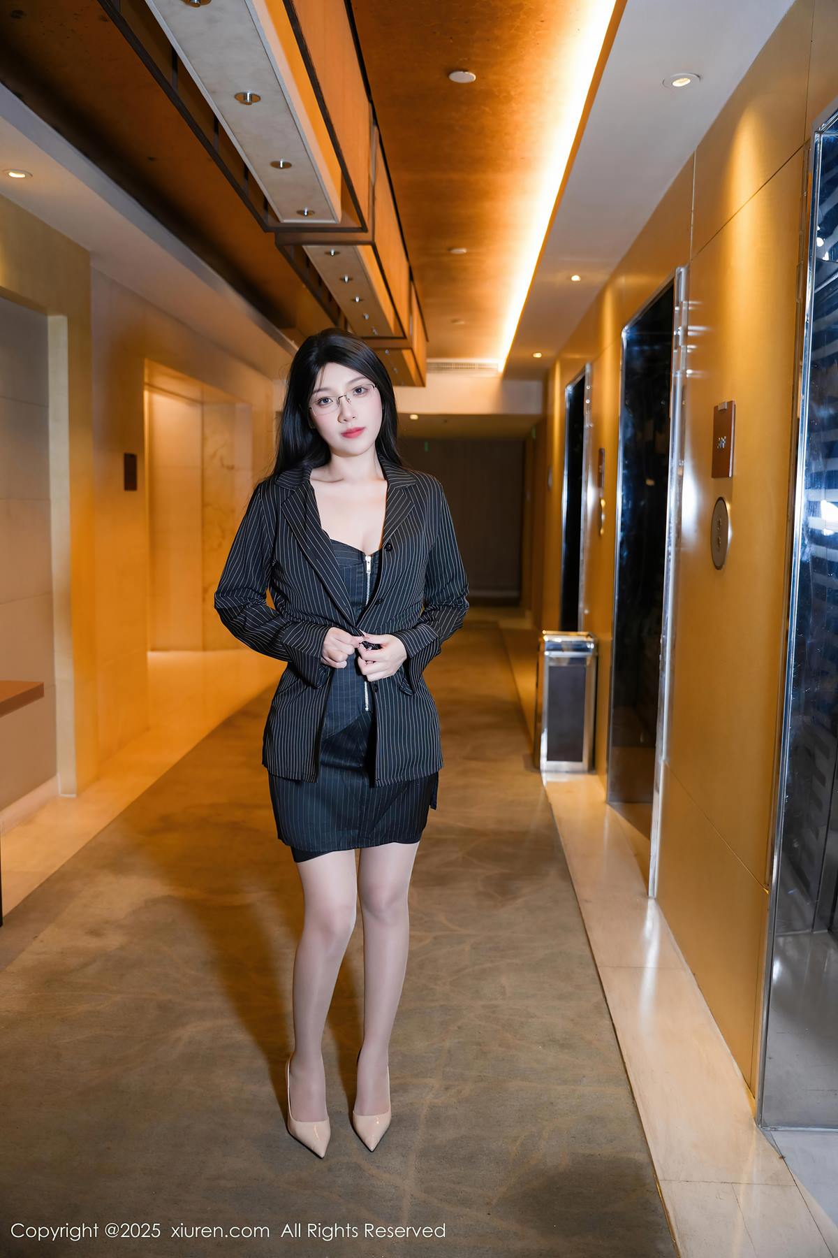 [Xiuren秀人网]2025.07.01 NO.10487 美悠[74+1P/726MB]