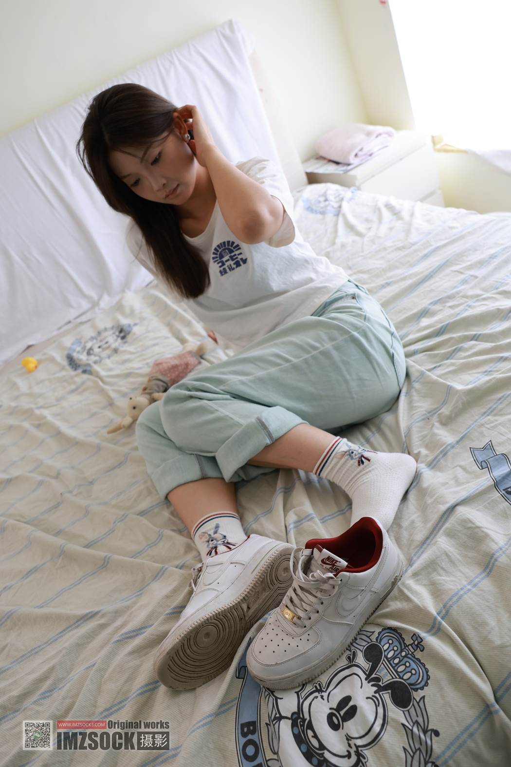 [MZSOCK]爱美足 NO.335 粟子[111P/1V/2.22GB]