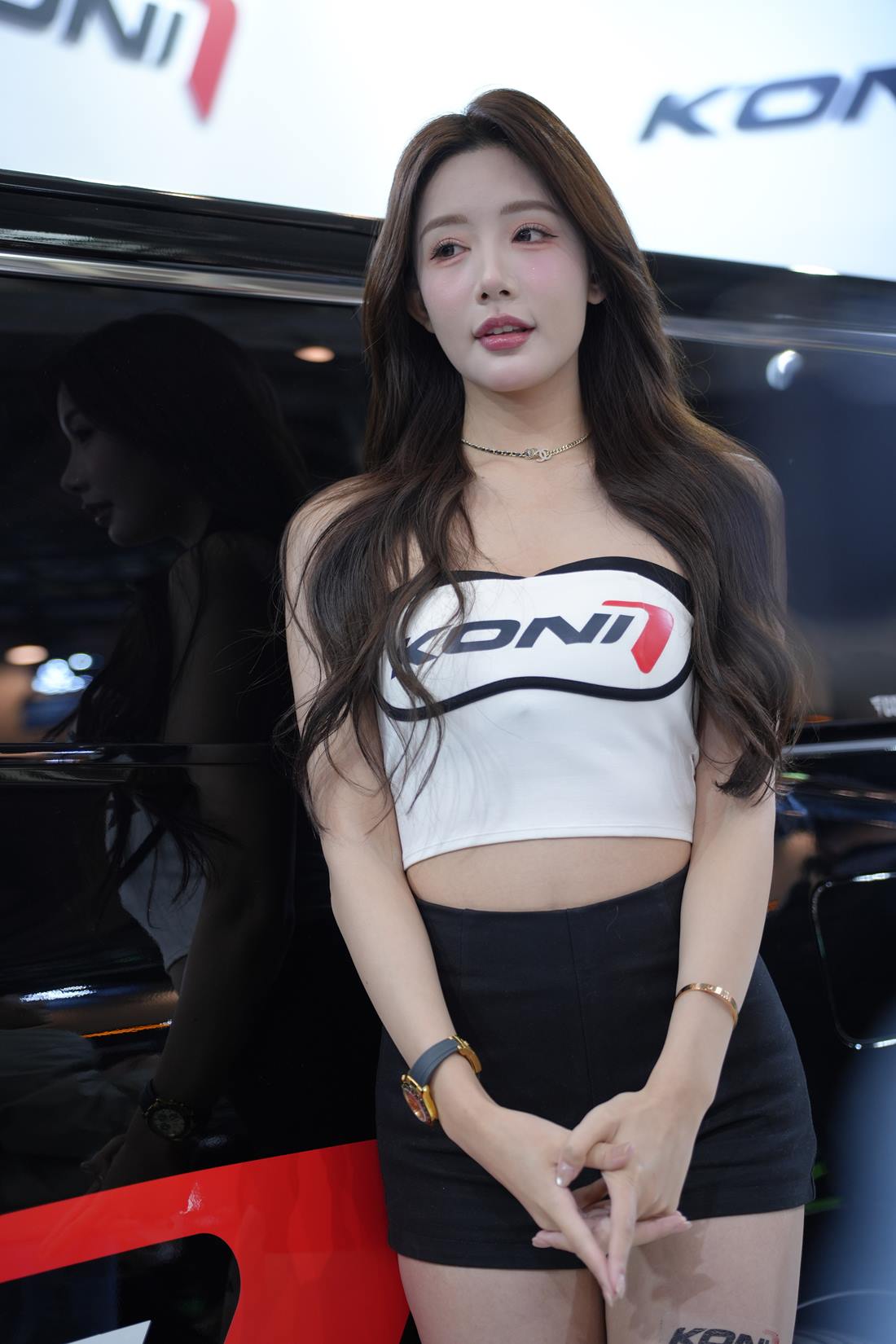 精选街拍作品 NO.5844 性感小蜜桃[83P/112MB]