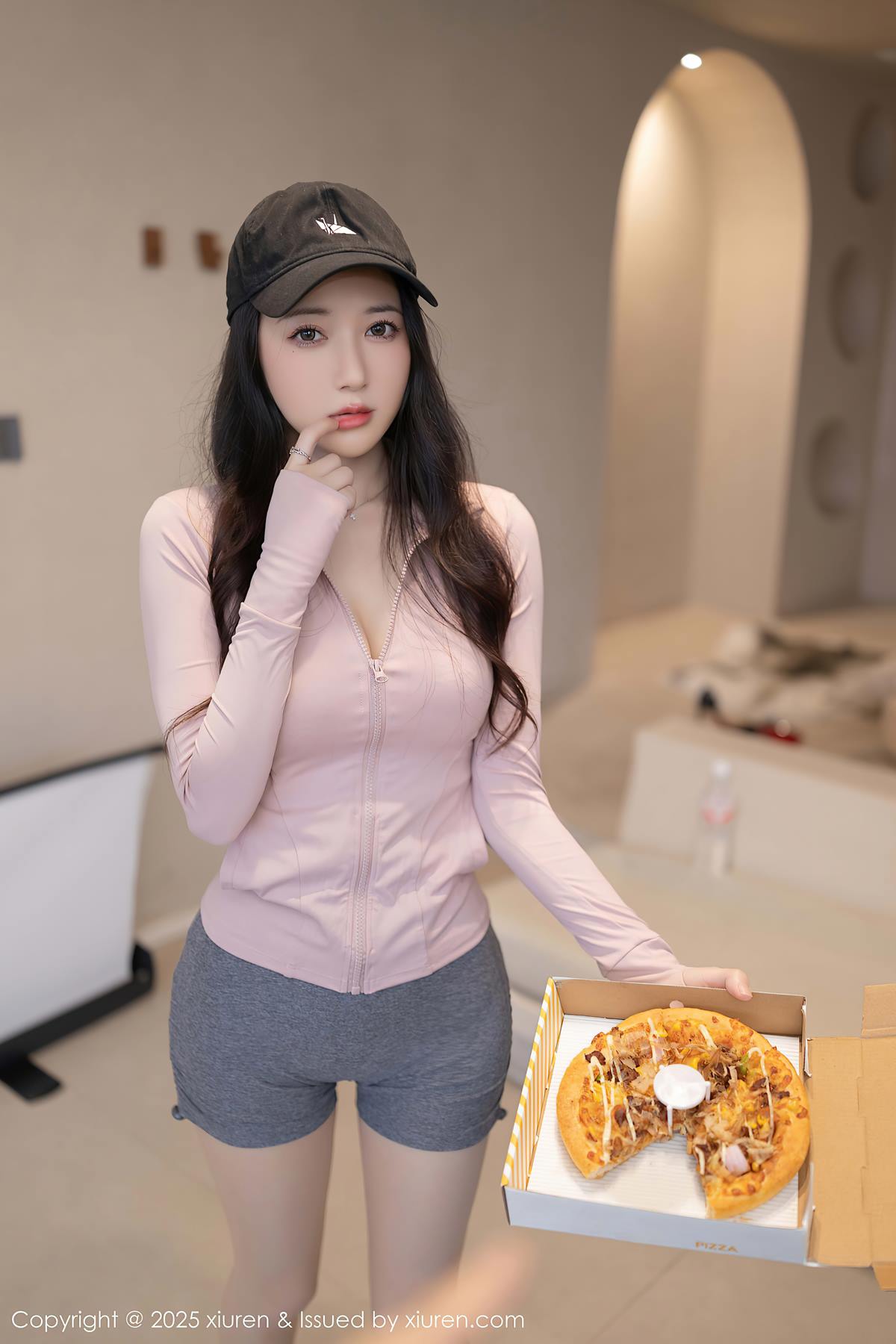 [Xiuren秀人网]2025.07.11 NO.10542 鱼子酱Fish[80+1P/743MB]