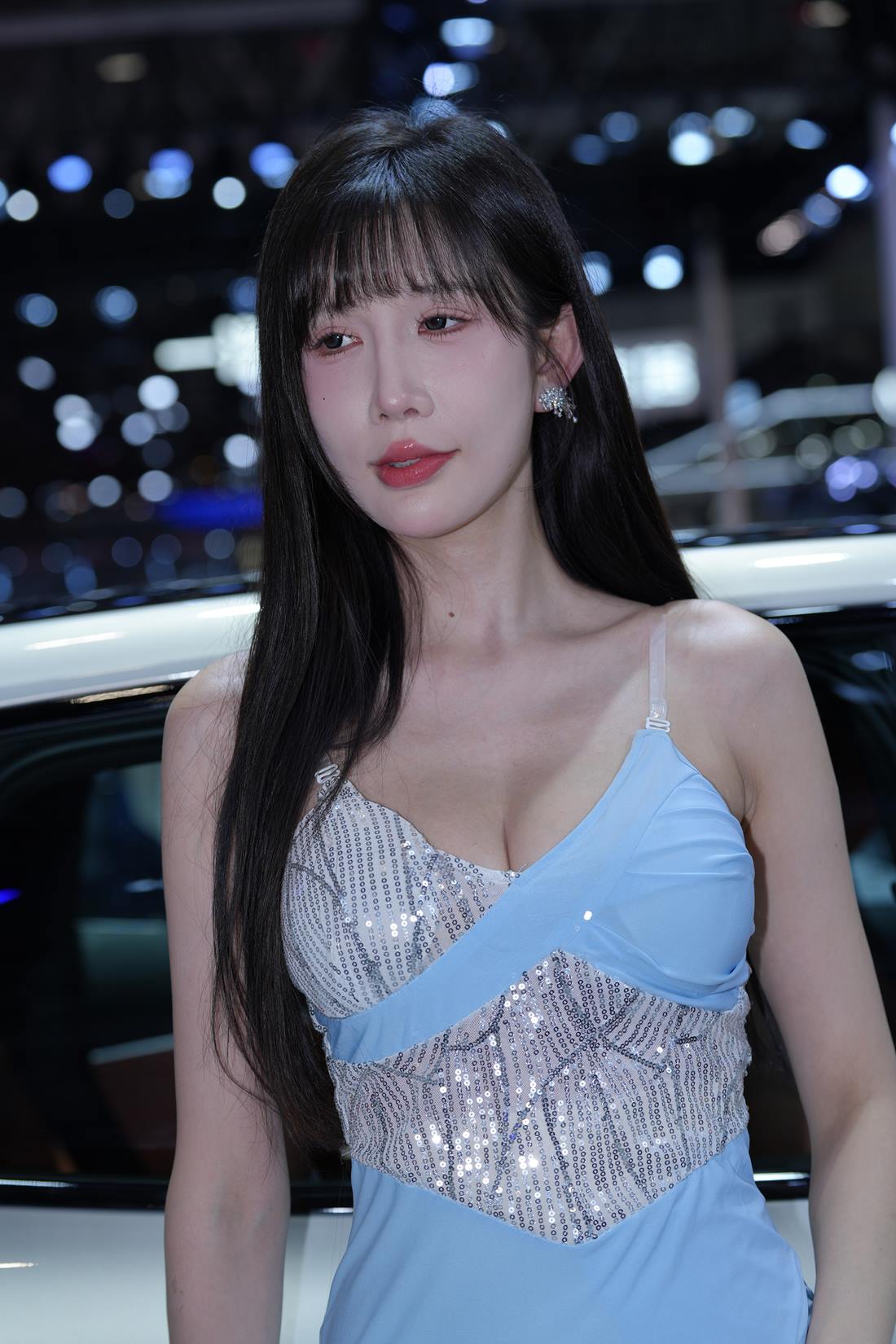 精选街拍作品 NO.5803 不只是美丽小哈娜[254P/370MB]