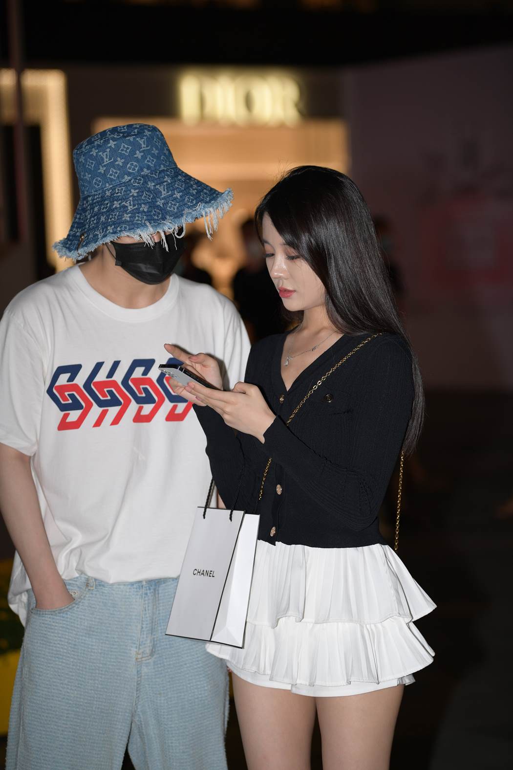 精选街拍作品 NO.5890 甜美黑白搭[122P/268MB]