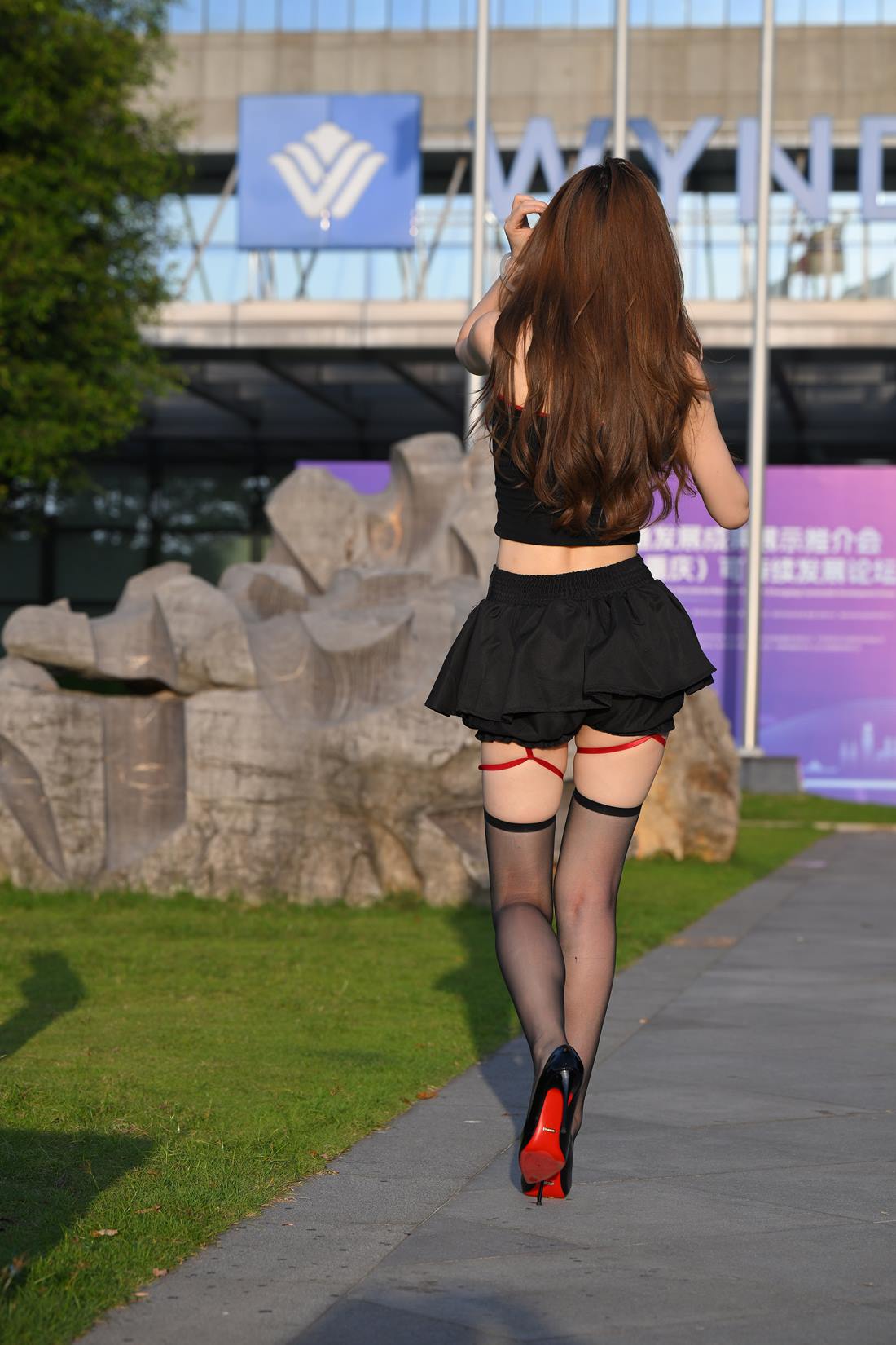 精选街拍作品 NO.5799 黑裙个性吊带[172P/387MB]