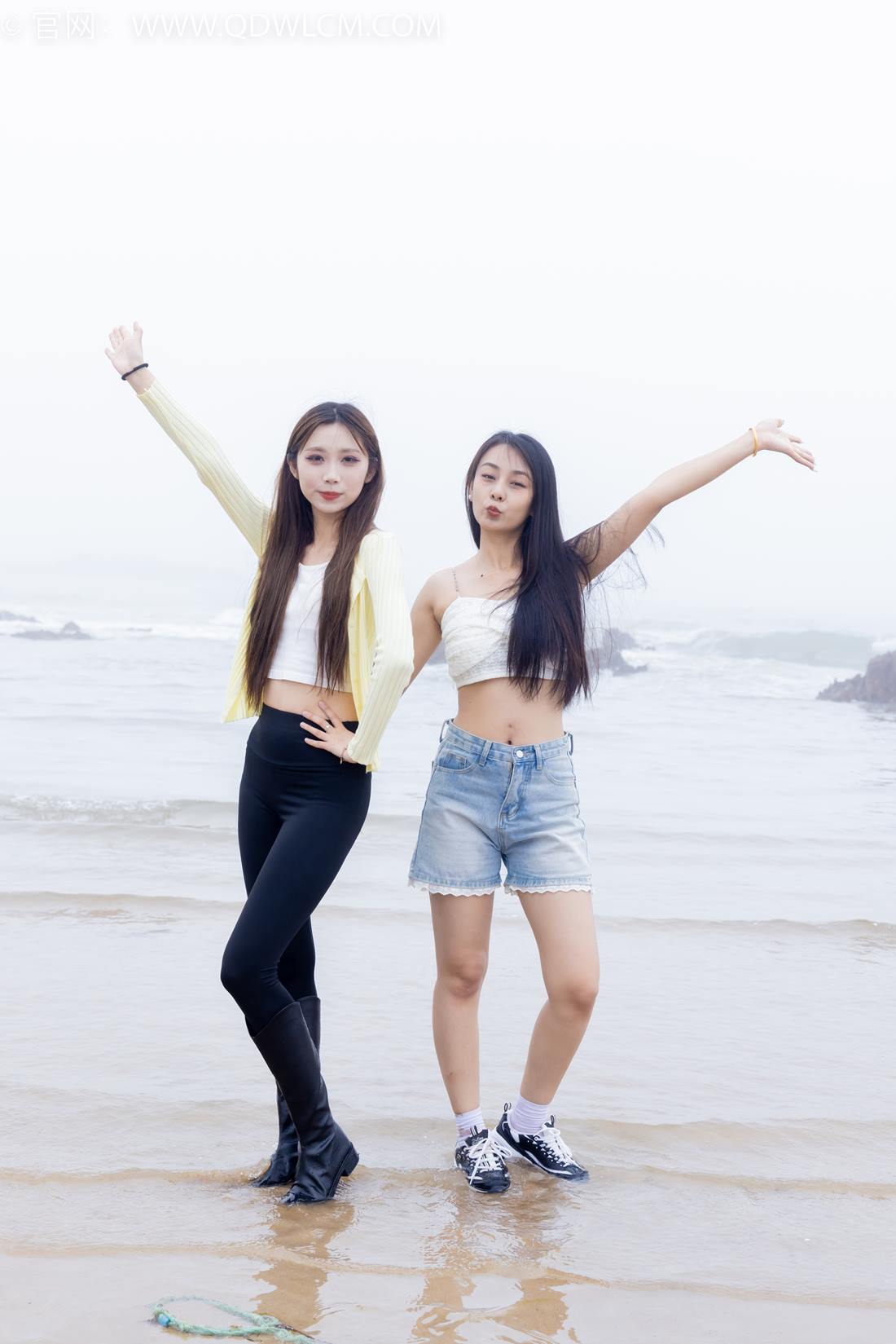 物恋传媒 NO.2405 岚岚泡泡-长靴、运动鞋、白棉袜[170P/1V/6.23GB]