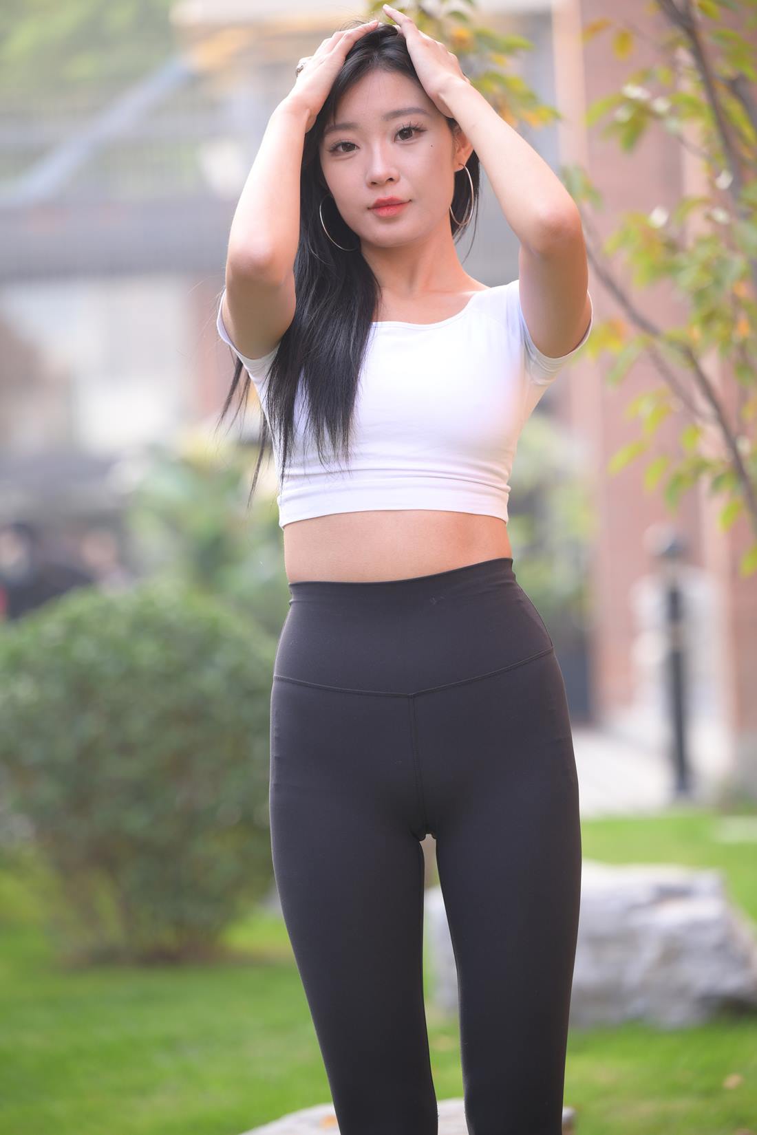 精选街拍作品 NO.5834 不吃鸡蛋街拍作品 - First[597P/1.13GB]