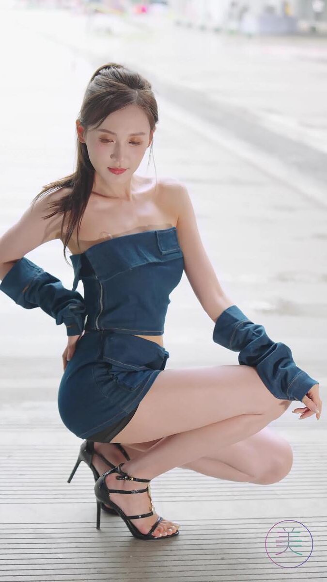 NO.1330 2024 深圳粤港澳大湾区车展 Model 车模随拍 124[1V/214MB]