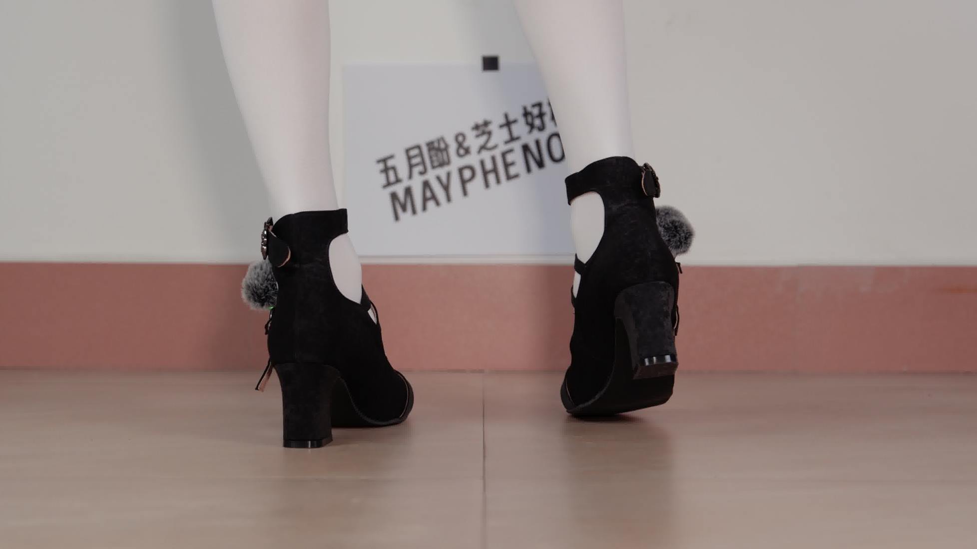 芝士好椰 - 听！把麦克风别在鞋上！黑色维莉雅[1V/494MB]