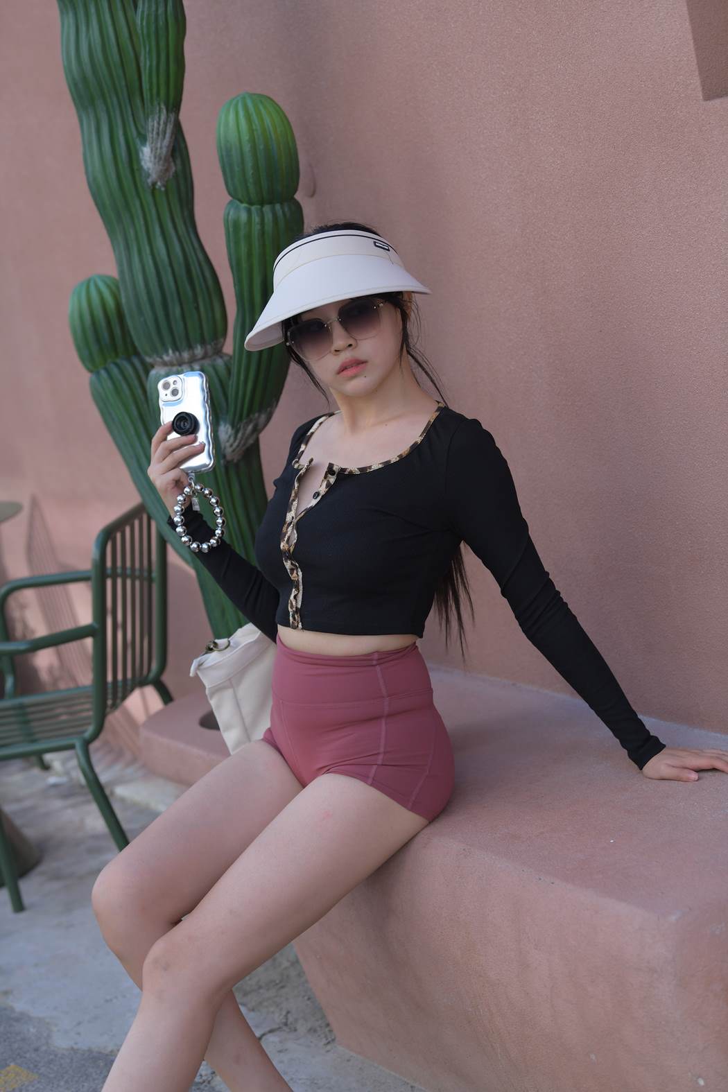 精选街拍作品 NO.5915 一始街拍作品 - 紧身短裤美女[514P/1.00GB]