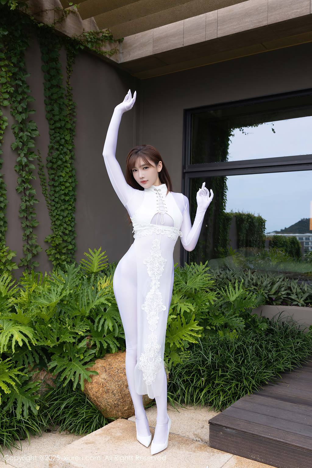 [Xiuren秀人网]2025.08.28 NO.10704 陆萱萱[80+1P/839MB]