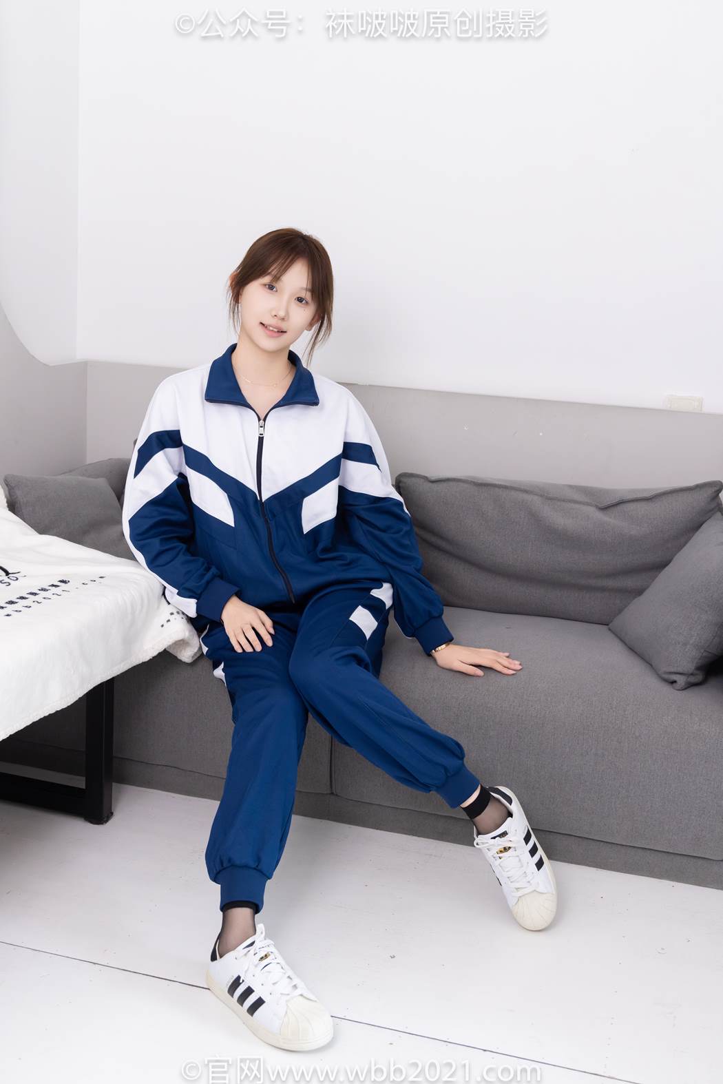 [BoBoSocks袜啵啵]NO.584 香菜 校服、板鞋、短黑丝[149P/1V/7.49GB]