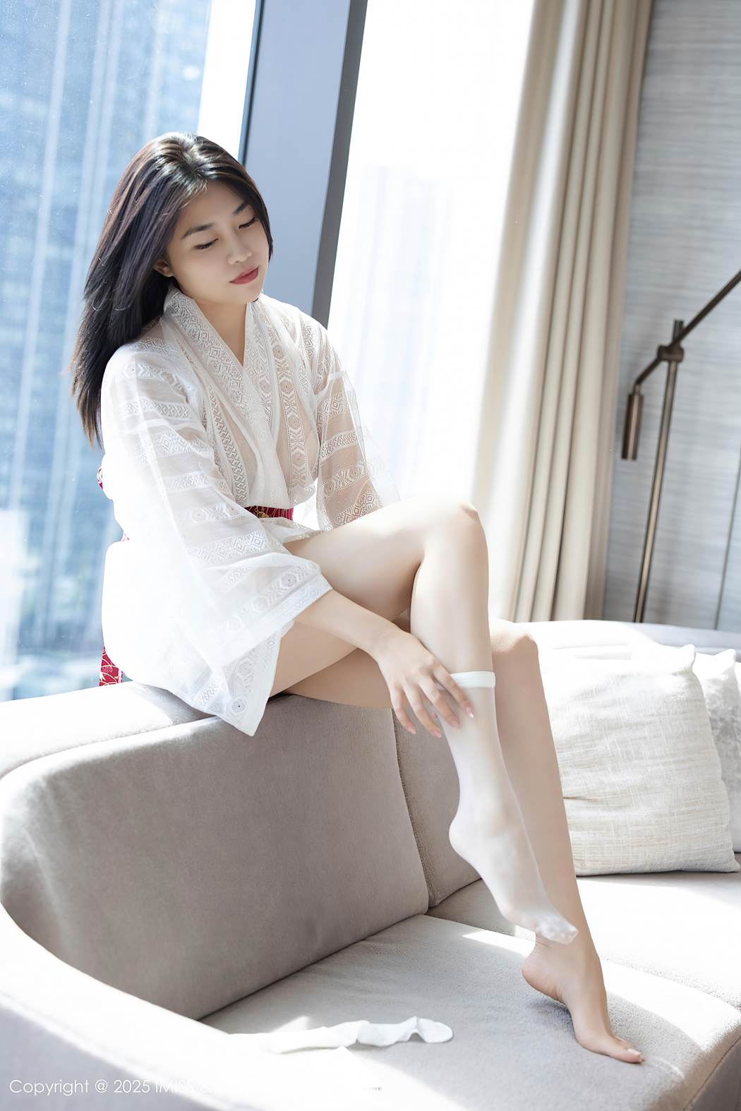 [IMiss爱蜜社]2025.08.14 VOL.798 许诺Sabrina[59+1P/565MB]