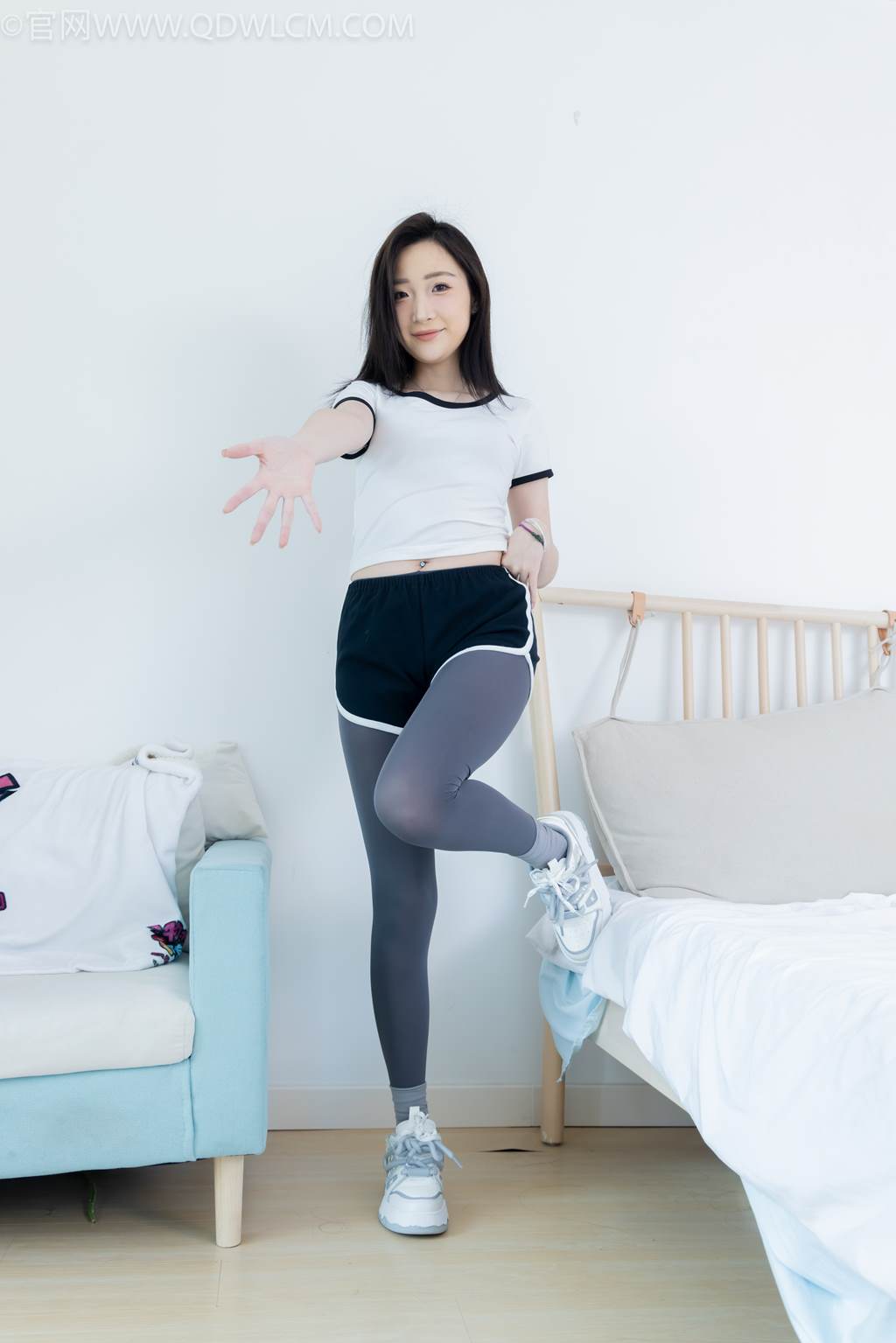 物恋传媒 NO.2443 恬恬-体操服、板鞋、厚灰丝、灰色冰丝袜[163P/1V/3.70GB]