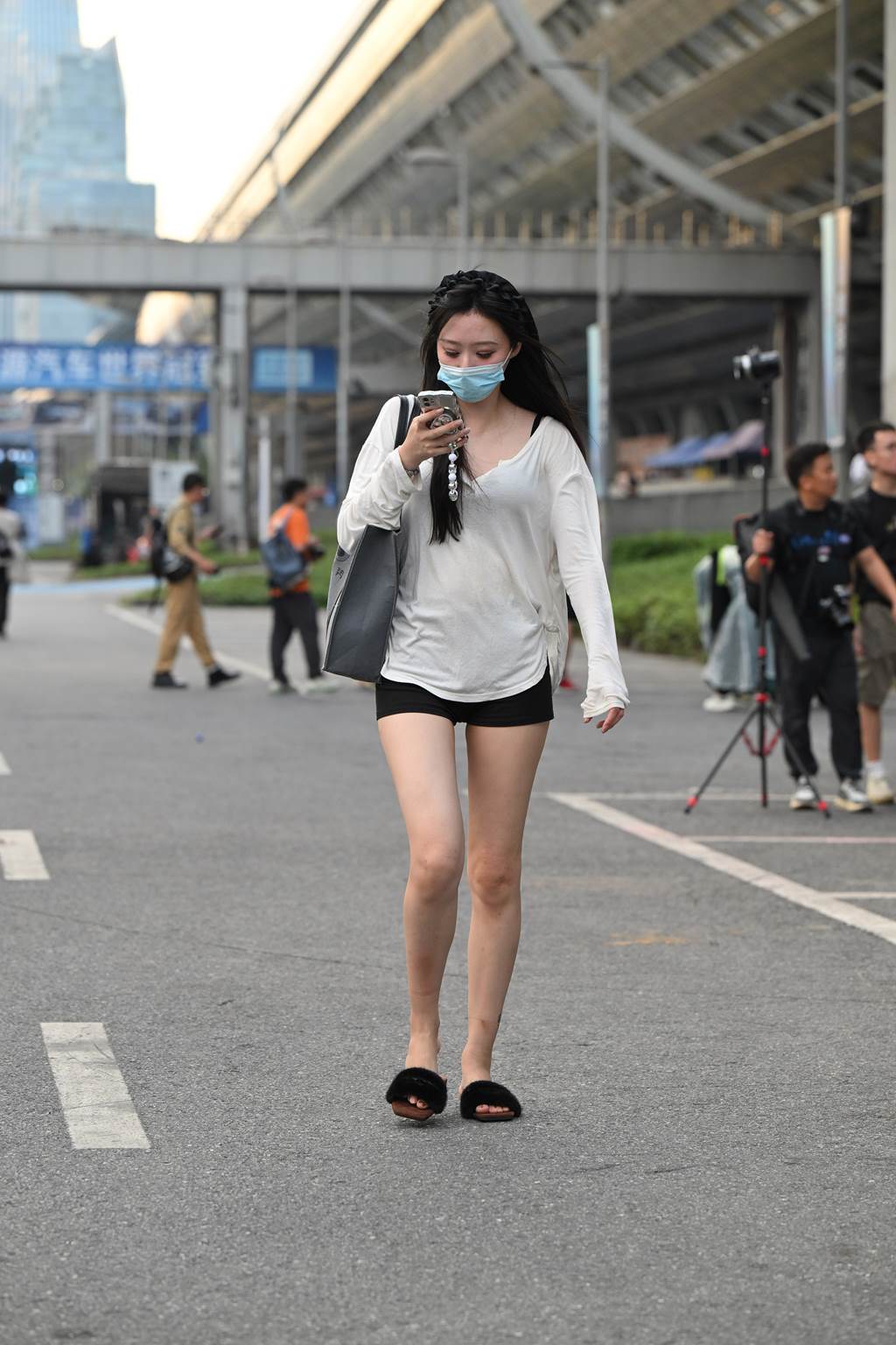 精选街拍作品 NO.6033 黑白搭配[49P/138MB]