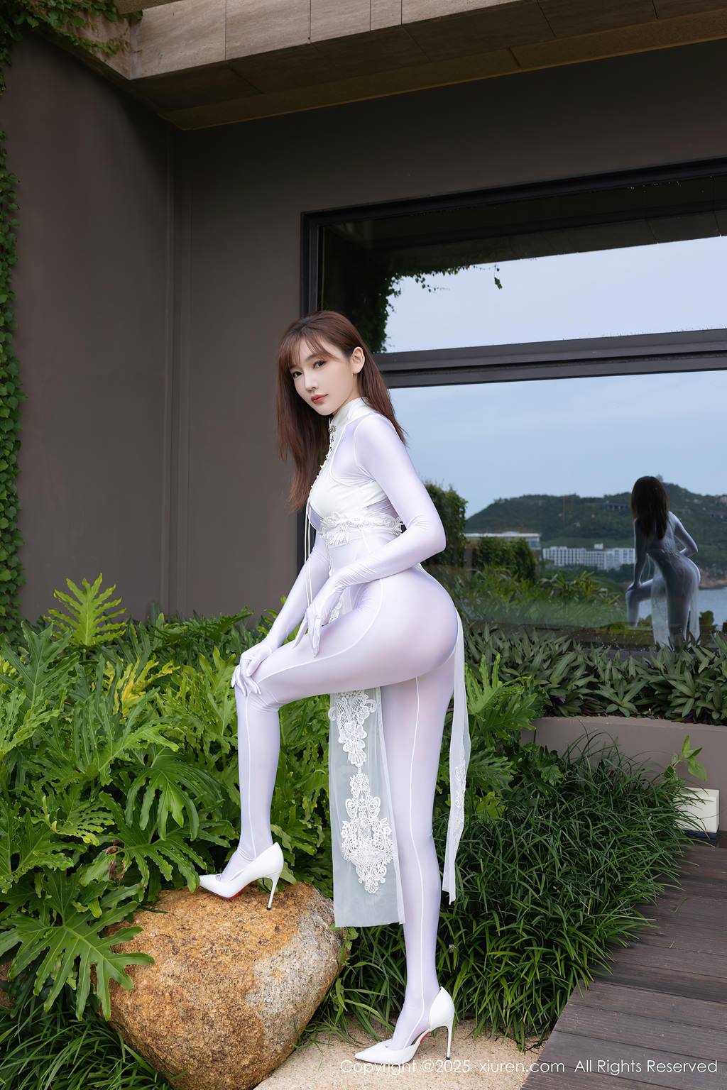 [Xiuren秀人网]2025.08.28 NO.10704 陆萱萱[80+1P/839MB]