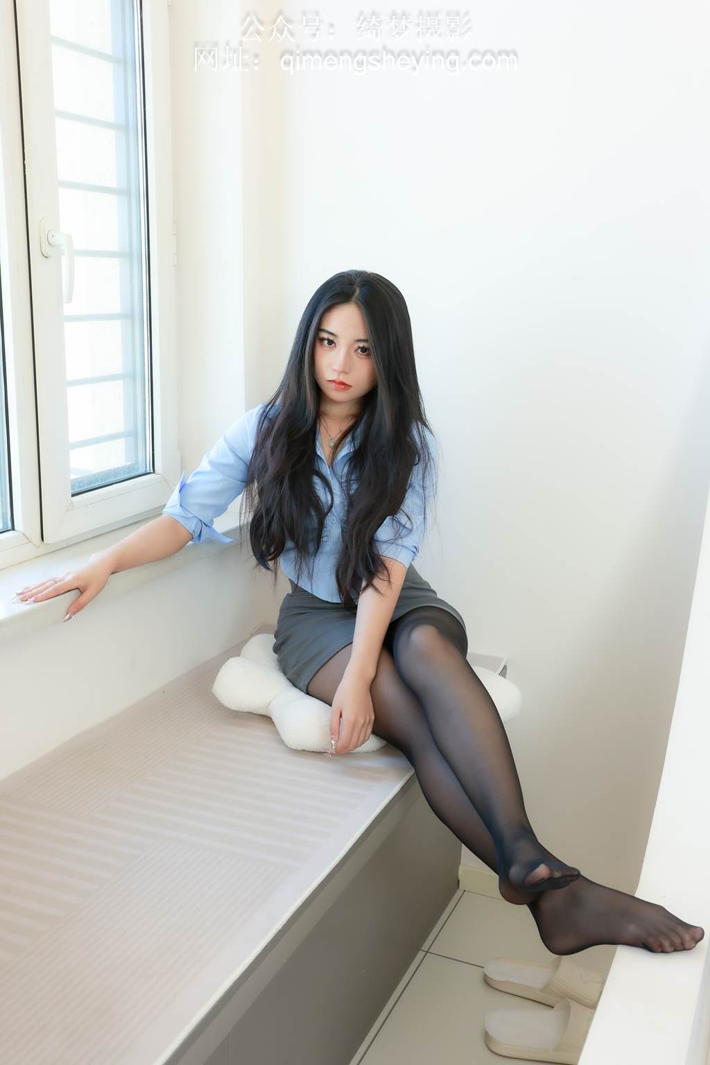 绮梦摄影 2024.09.24 NO.032 雨薇 珍藏无修无水印版[486P/2V/13.3GB]