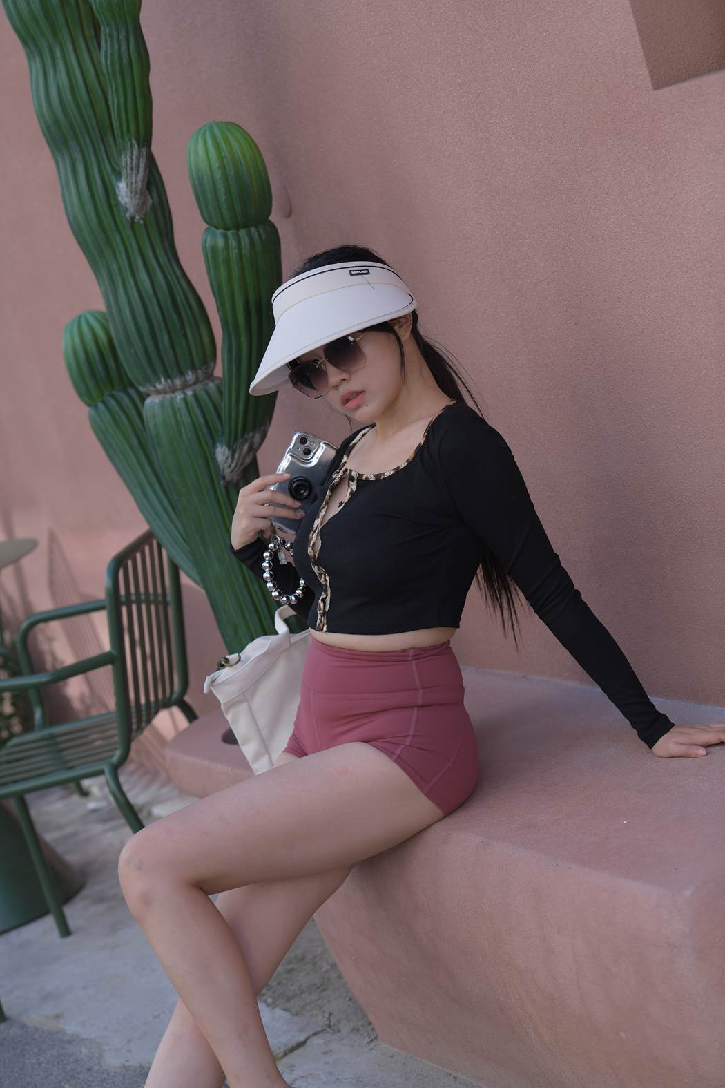 精选街拍作品 NO.5915 一始街拍作品 - 紧身短裤美女[514P/1.00GB]