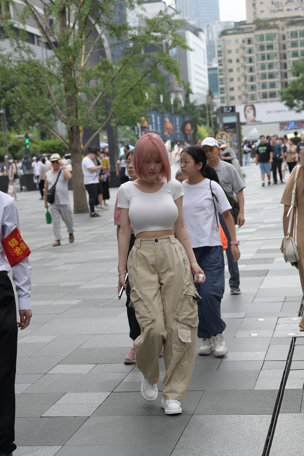 精选街拍作品 NO.5941 甜美丰满性感[82P/197MB]