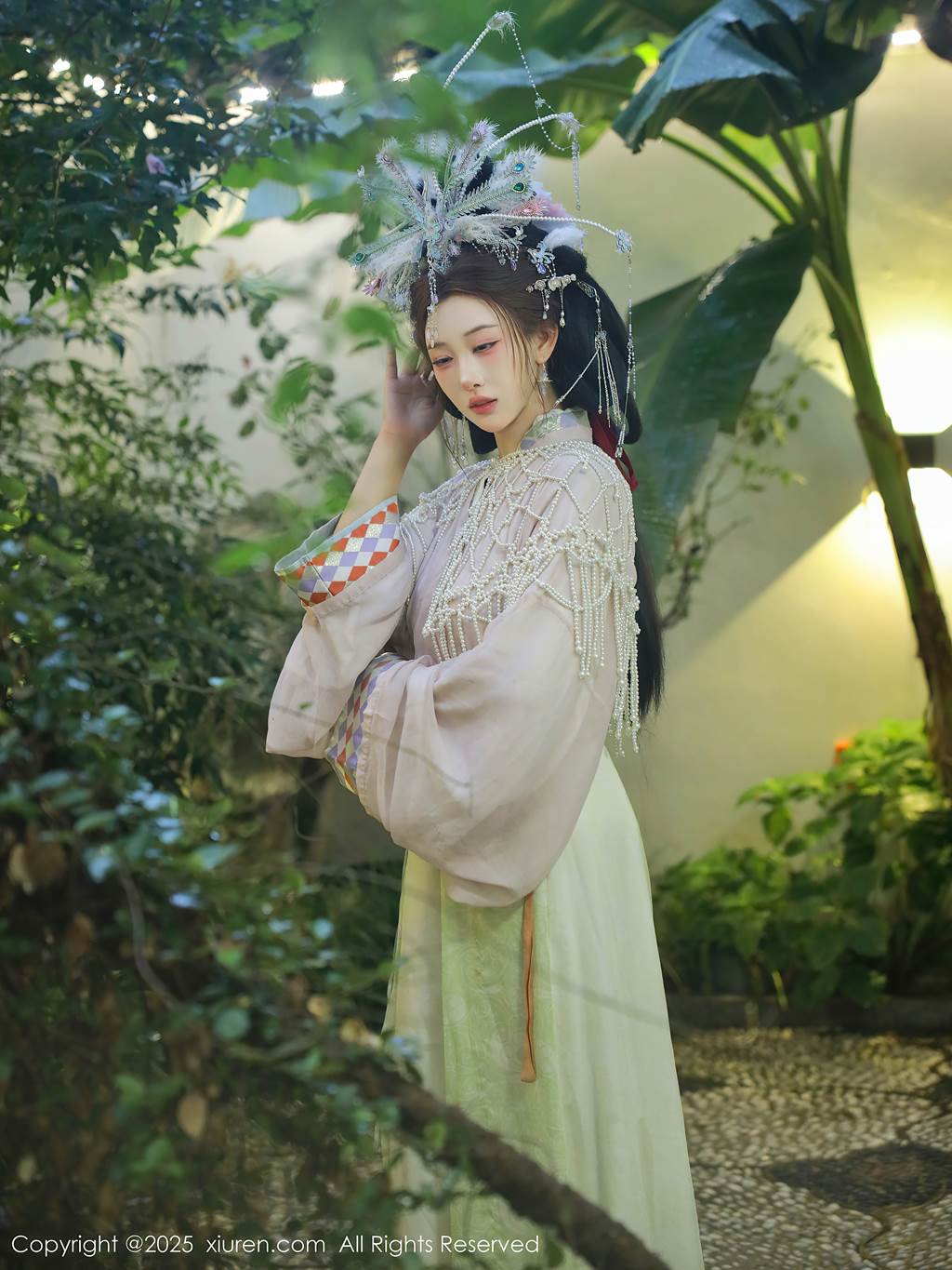 [Xiuren秀人网]2025.09.05 NO.10736 梨霜儿[80+1P/893MB]