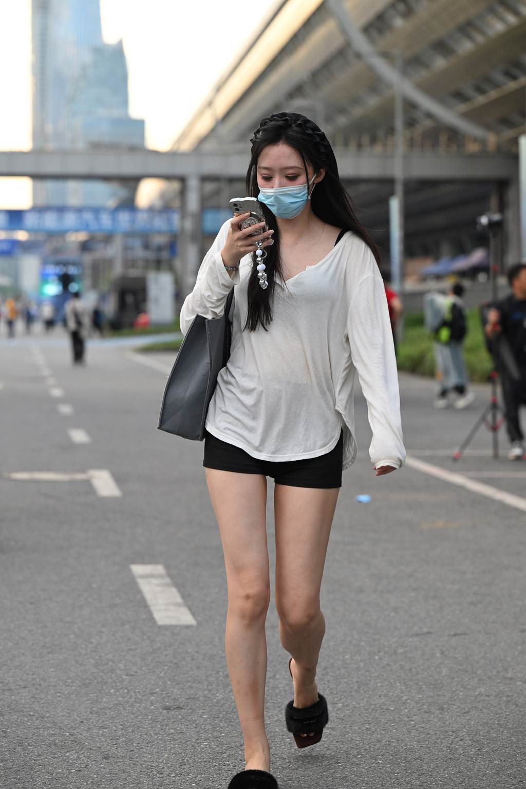 精选街拍作品 NO.6033 黑白搭配[49P/138MB]