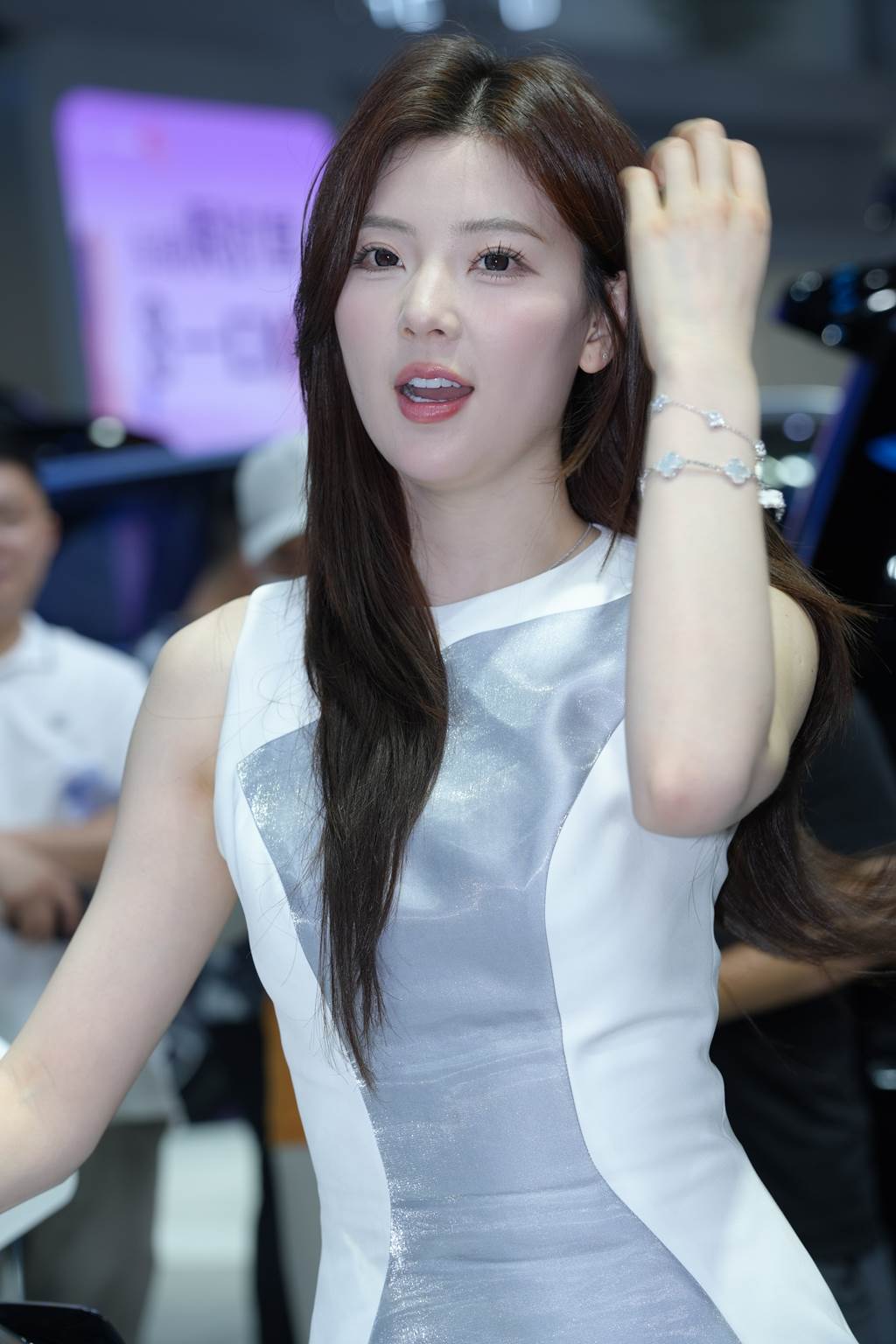 精选街拍作品 NO.5996 甜美可爱[150P/236MB]