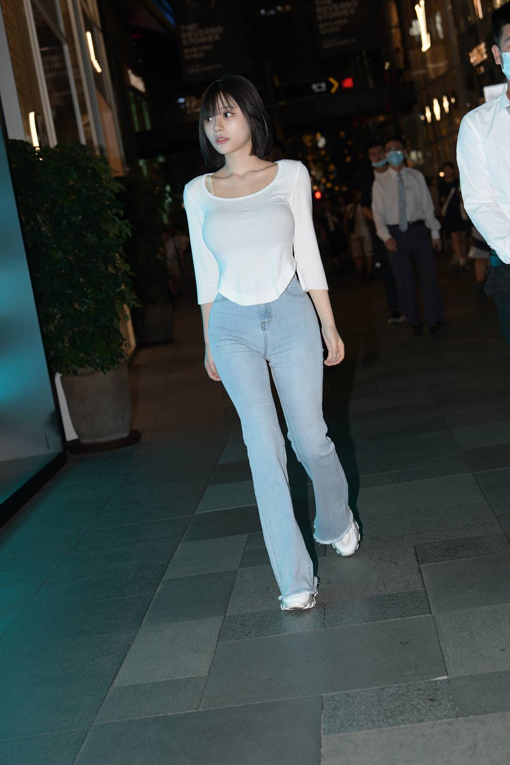 精选街拍作品 NO.5951 甜美牛仔裤[75P/217MB]