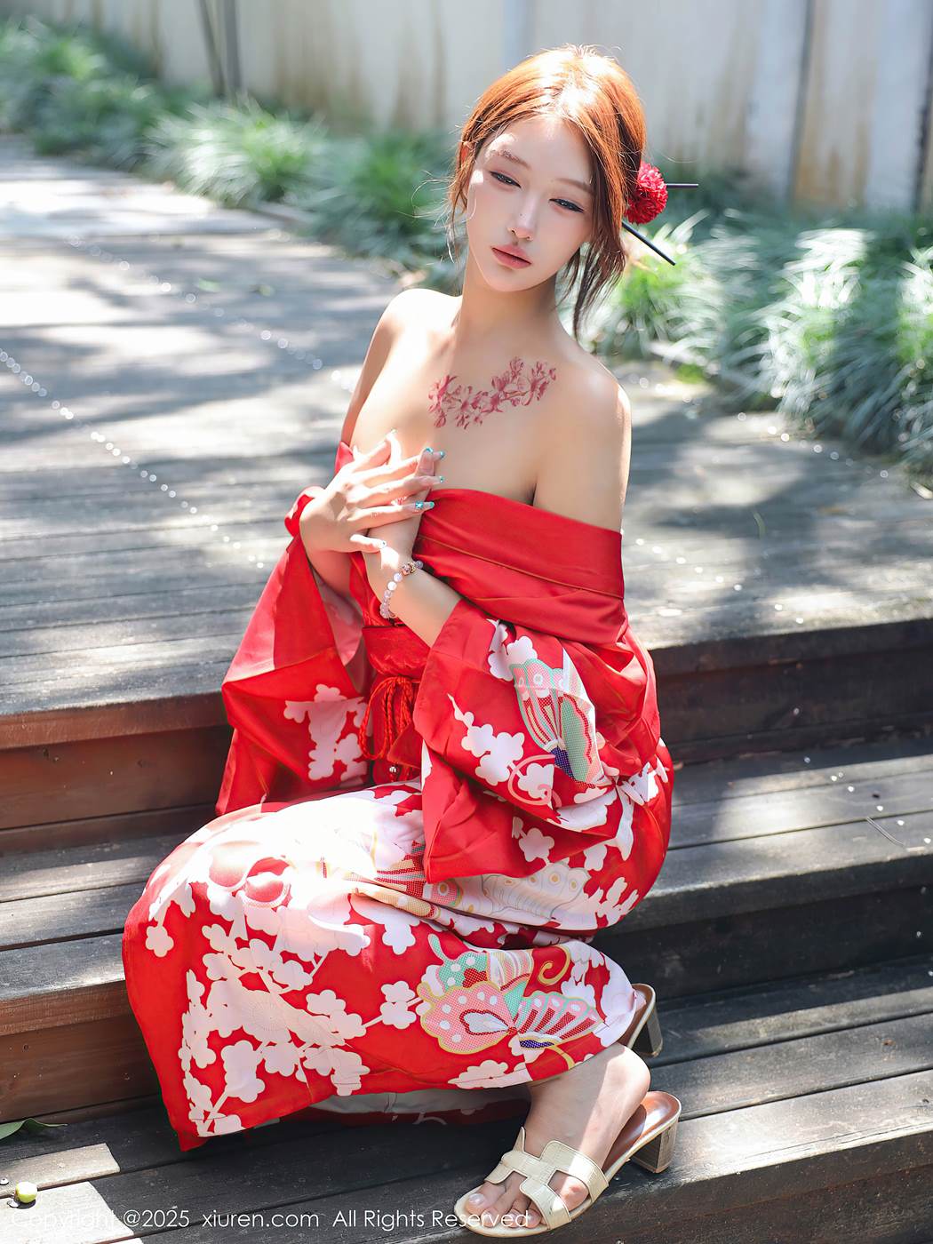 [Xiuren秀人网]2025.08.22 NO.10683 金允希Yuki[80+1P/0.99GB]