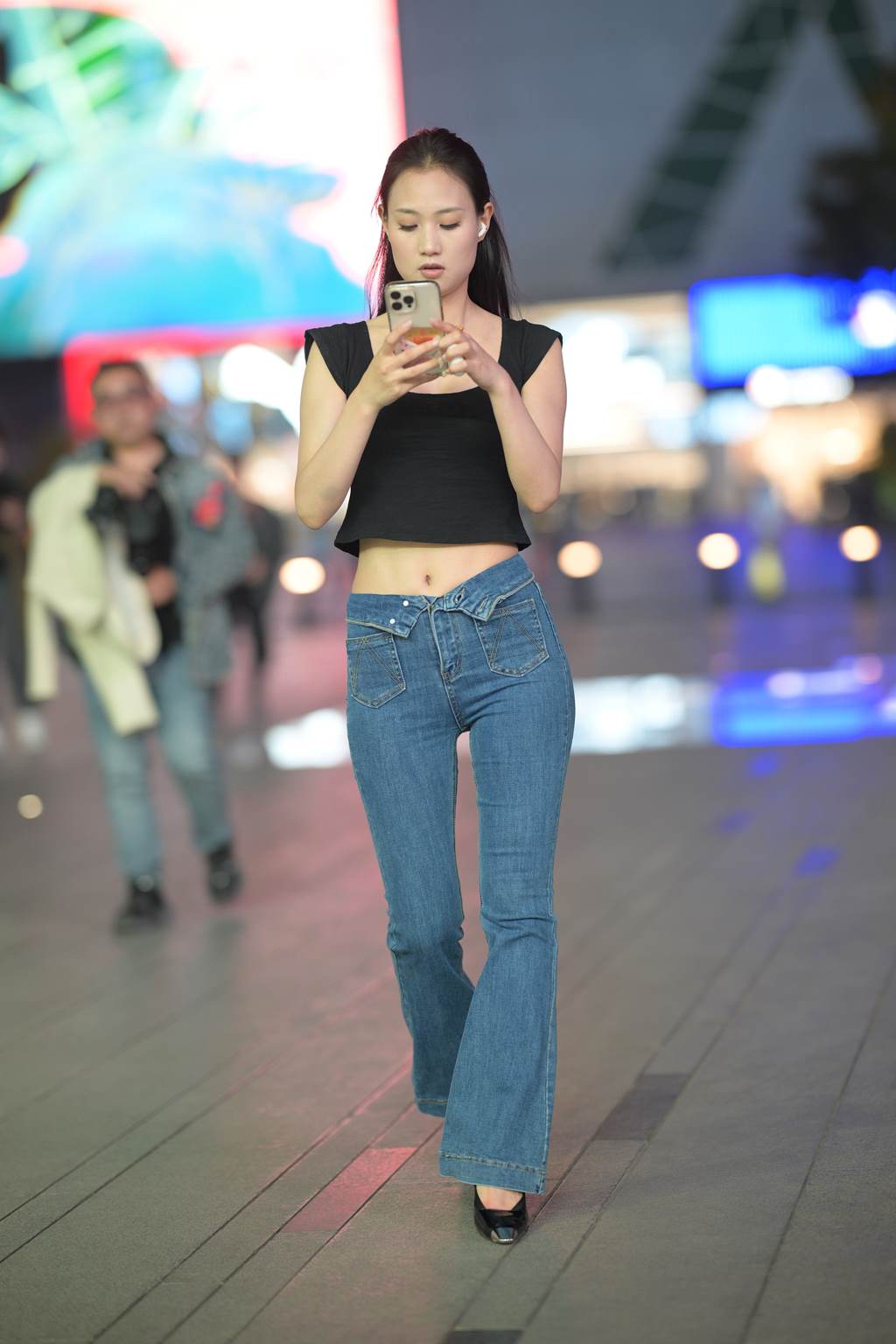 精选街拍作品 NO.6025 开朗牛仔裤[113P/277MB]