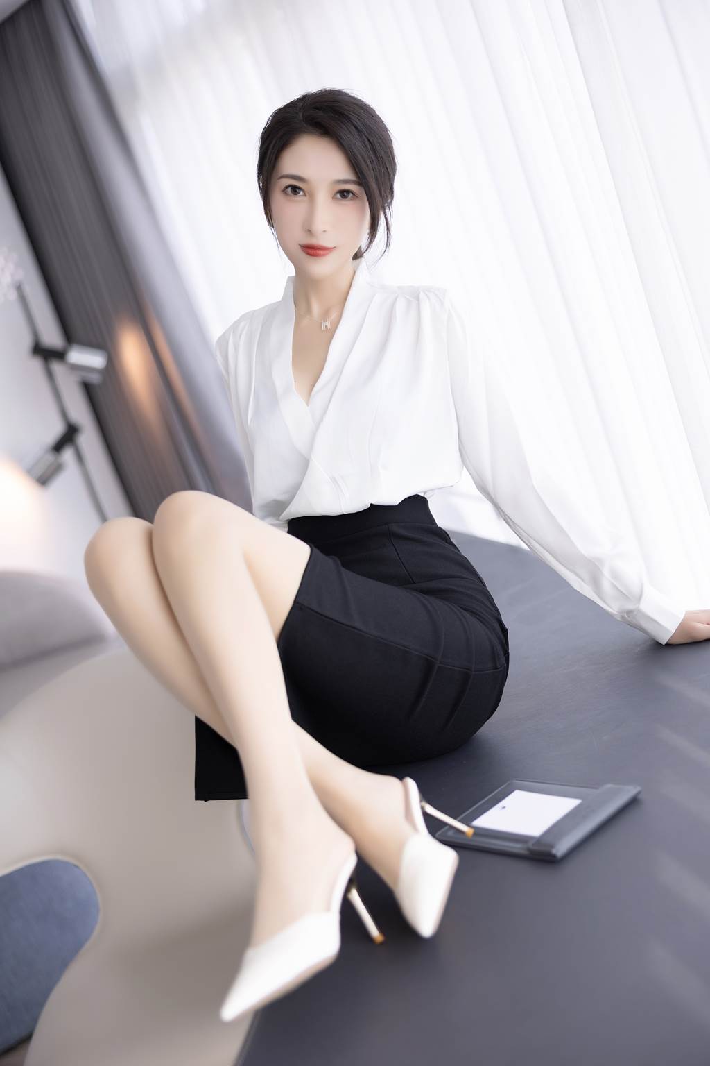 林乐一 - 魅力御姐[102P/237MB]