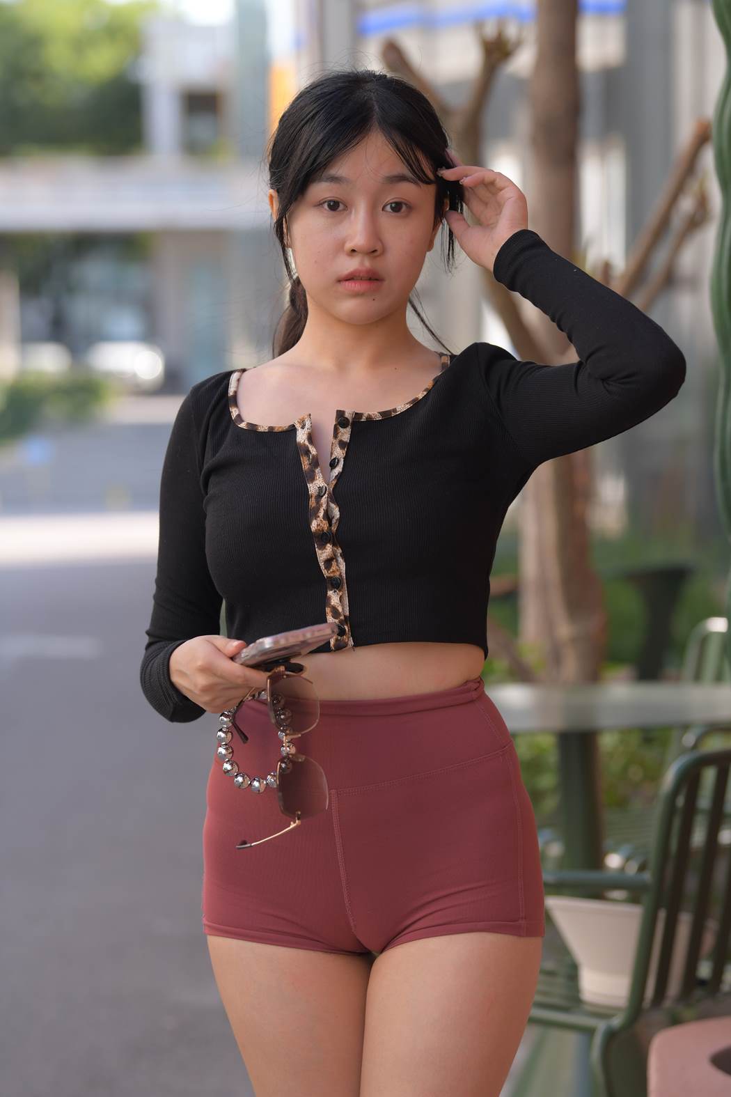 精选街拍作品 NO.5915 一始街拍作品 - 紧身短裤美女[514P/1.00GB]